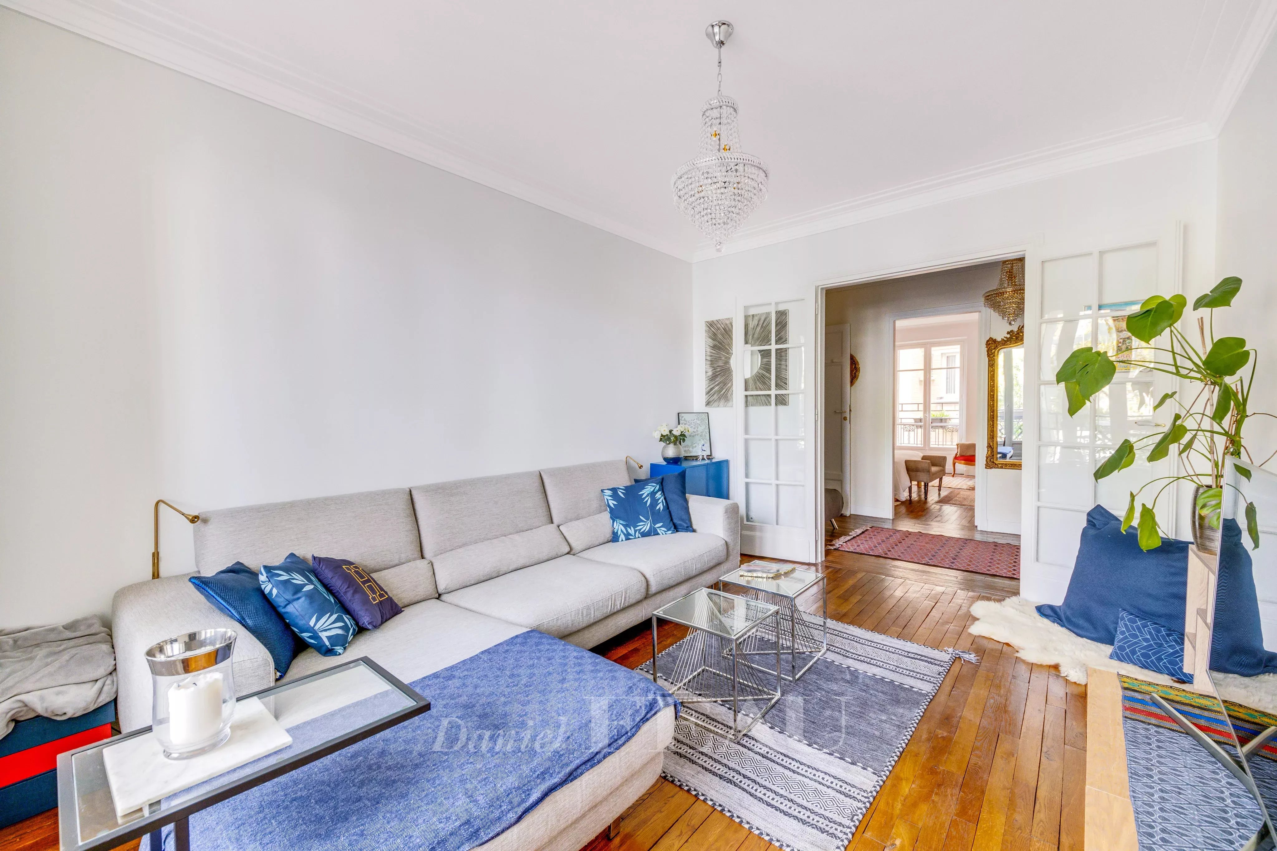 Living-room Wooden floor
