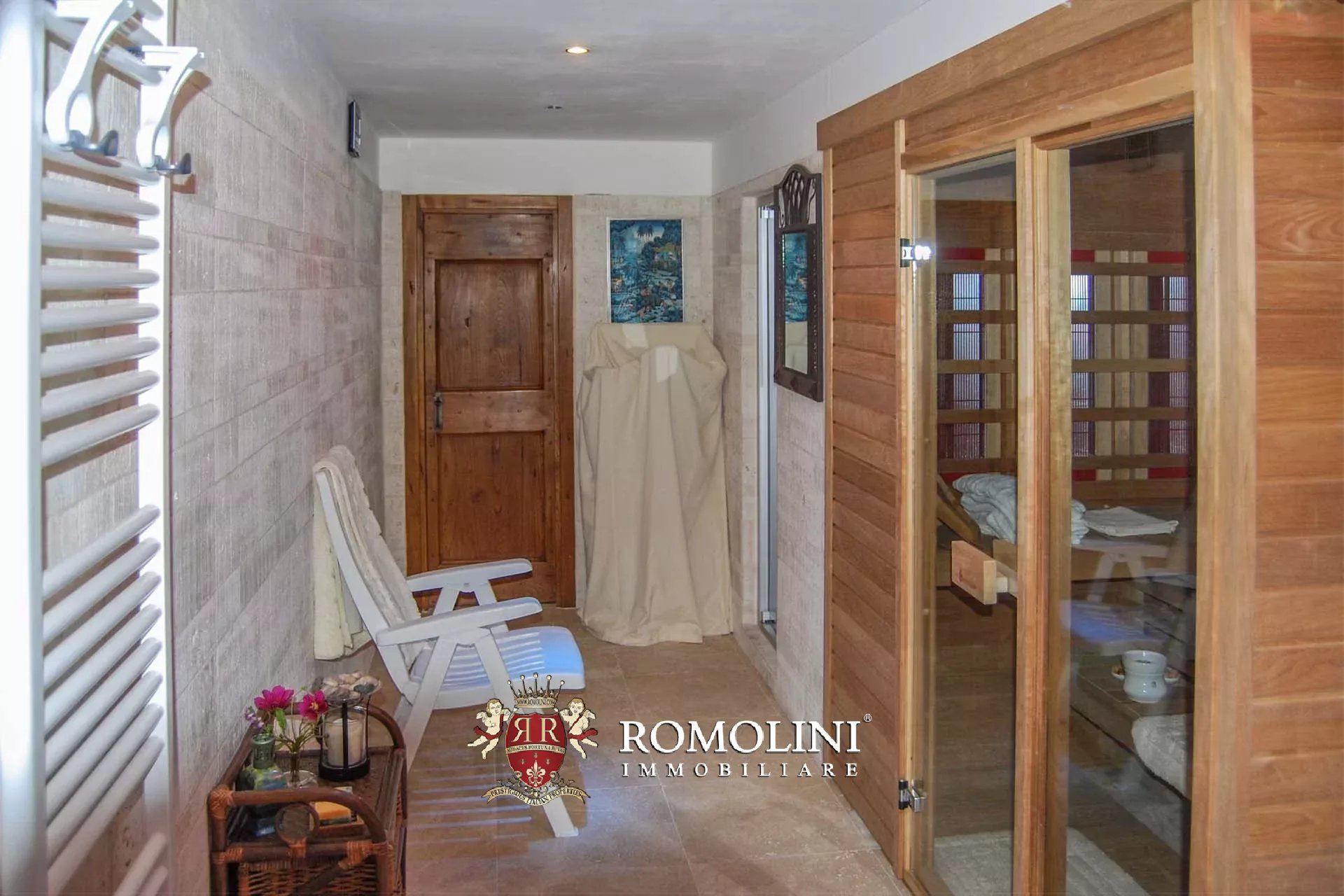 10 Bedroom Villa/Townhouse's Image 69