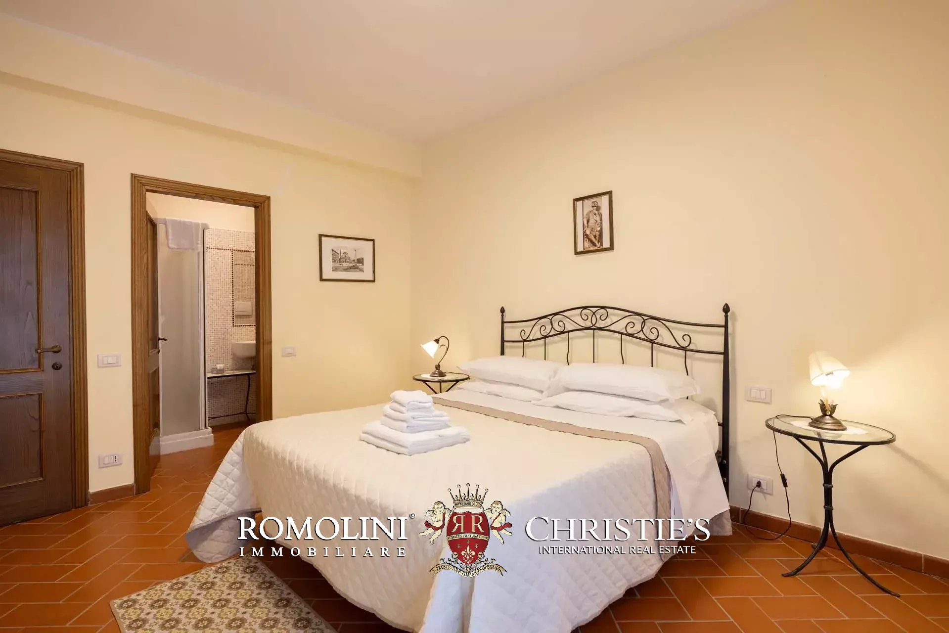 19 Bedroom Villa/Townhouse's Image 51