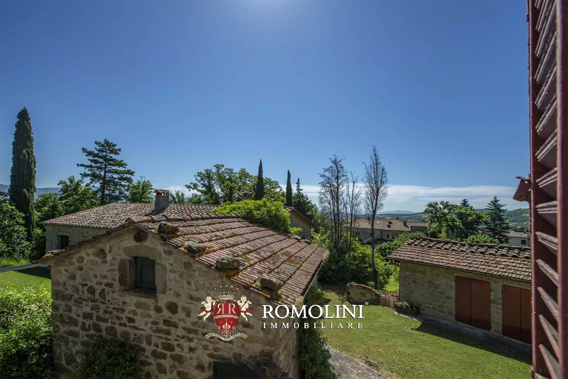 10 Bedroom Villa/Townhouse's Image 21