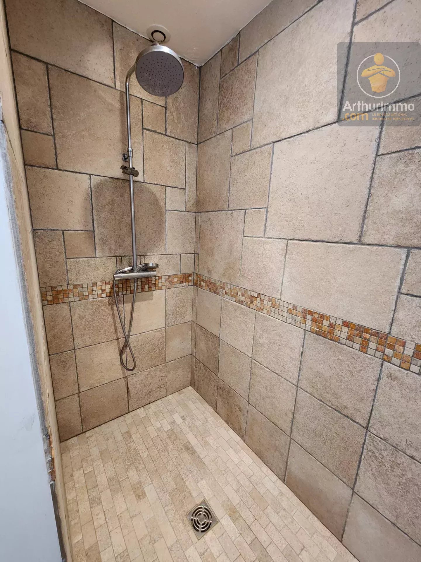Longère Restaurée – 9 Pièces – DPE C – Jardin Paysager de 3 175 m² à Villorceau — photo 20