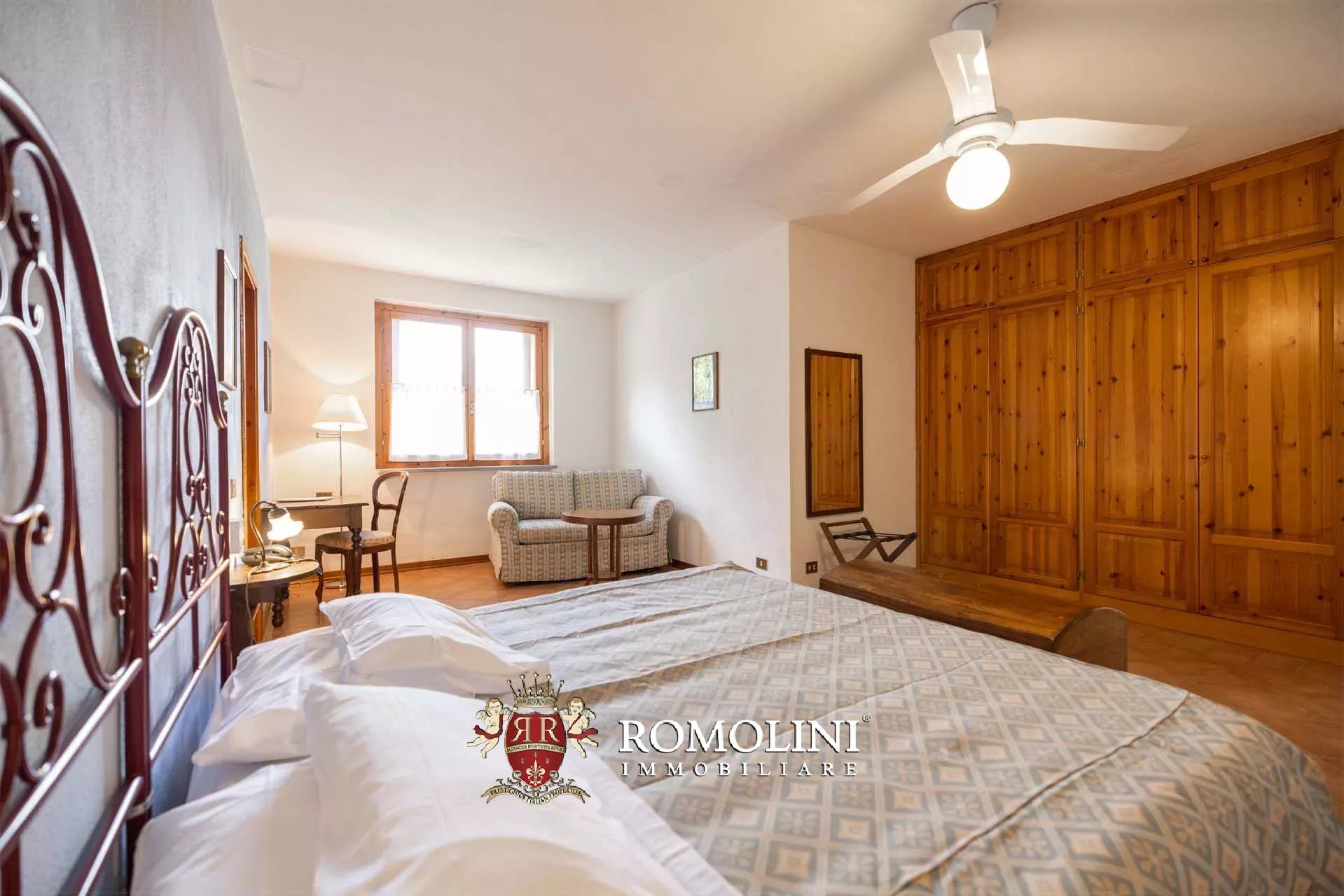 44 Bedroom Villa/Townhouse's Image 97