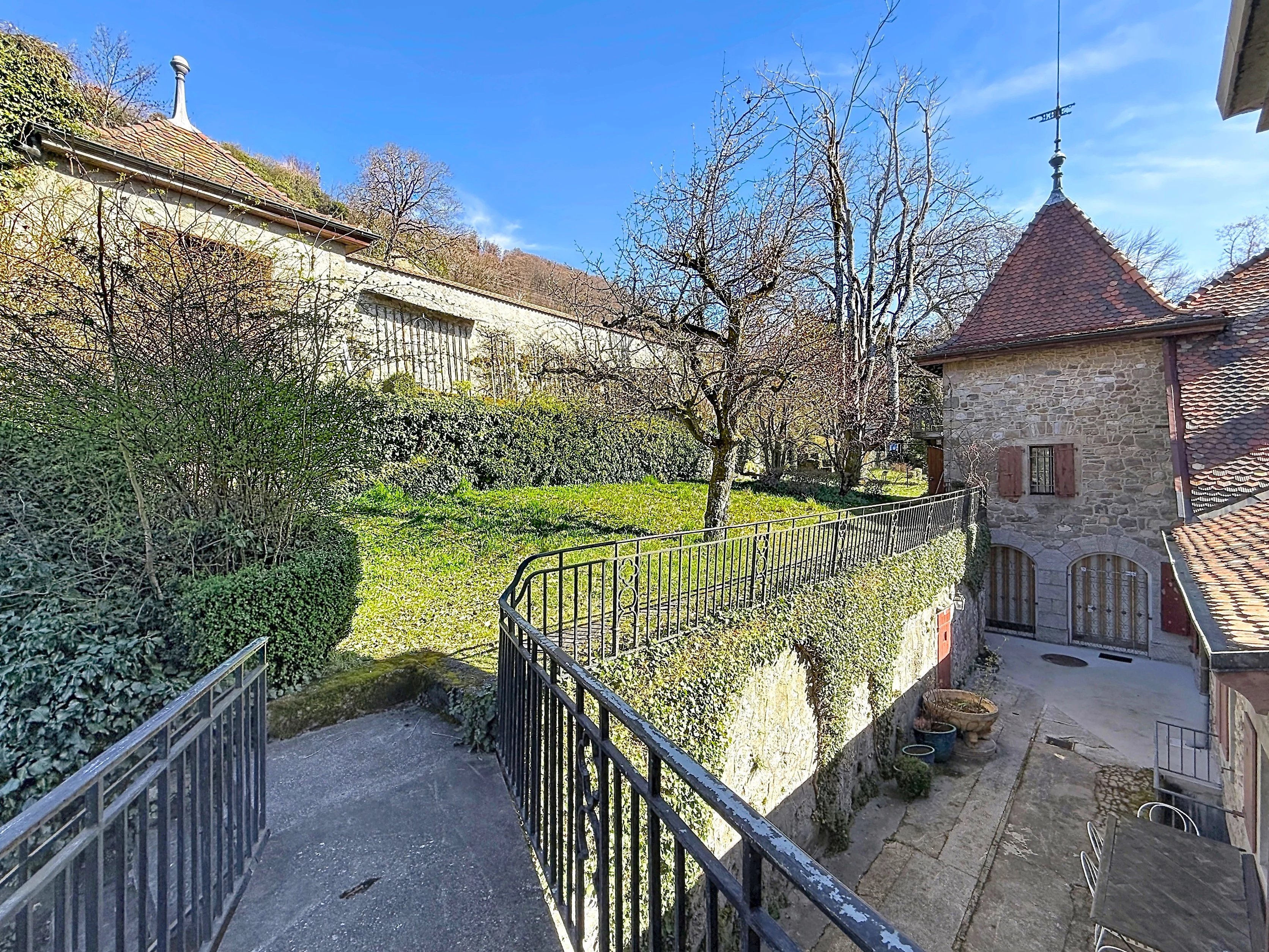 Rareté et caractère sur la Riviera !