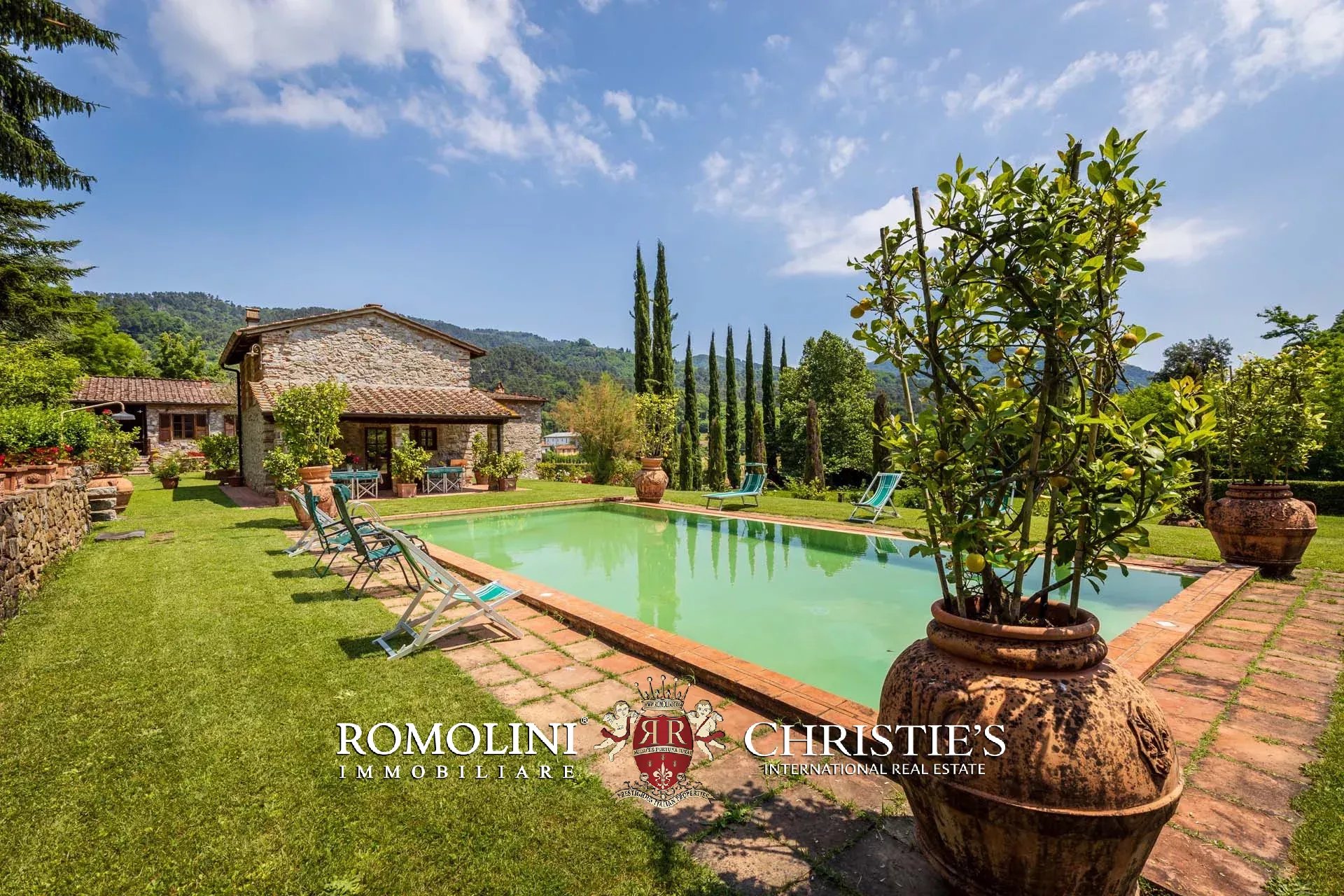 12 Bedroom Villa/Townhouse's Image 33
