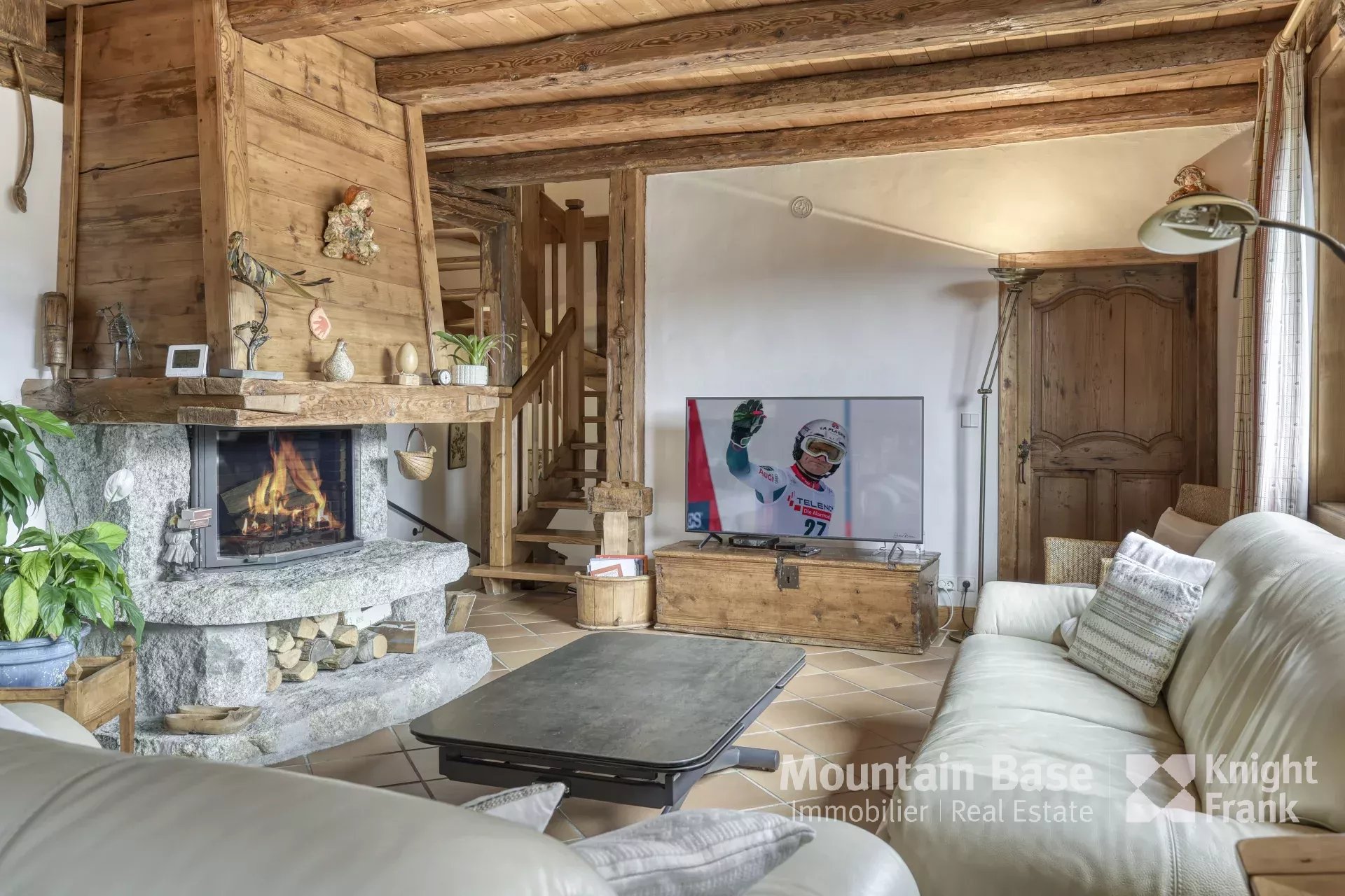 Photo of A beautiful, traditional 4-bedroom family chalet in Jaillet, Megève