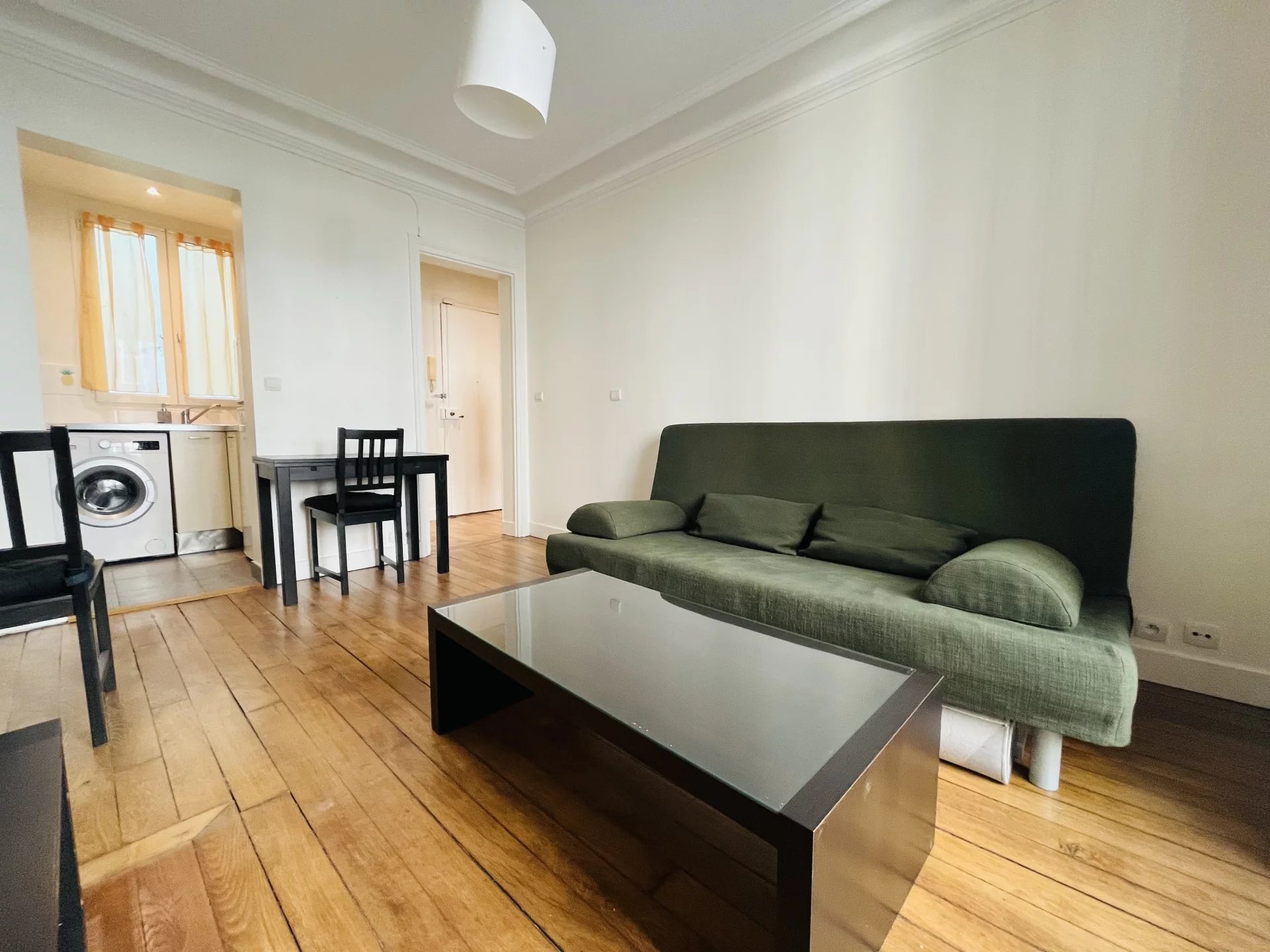 BEAU 2 PIECES AUX ABBESSES