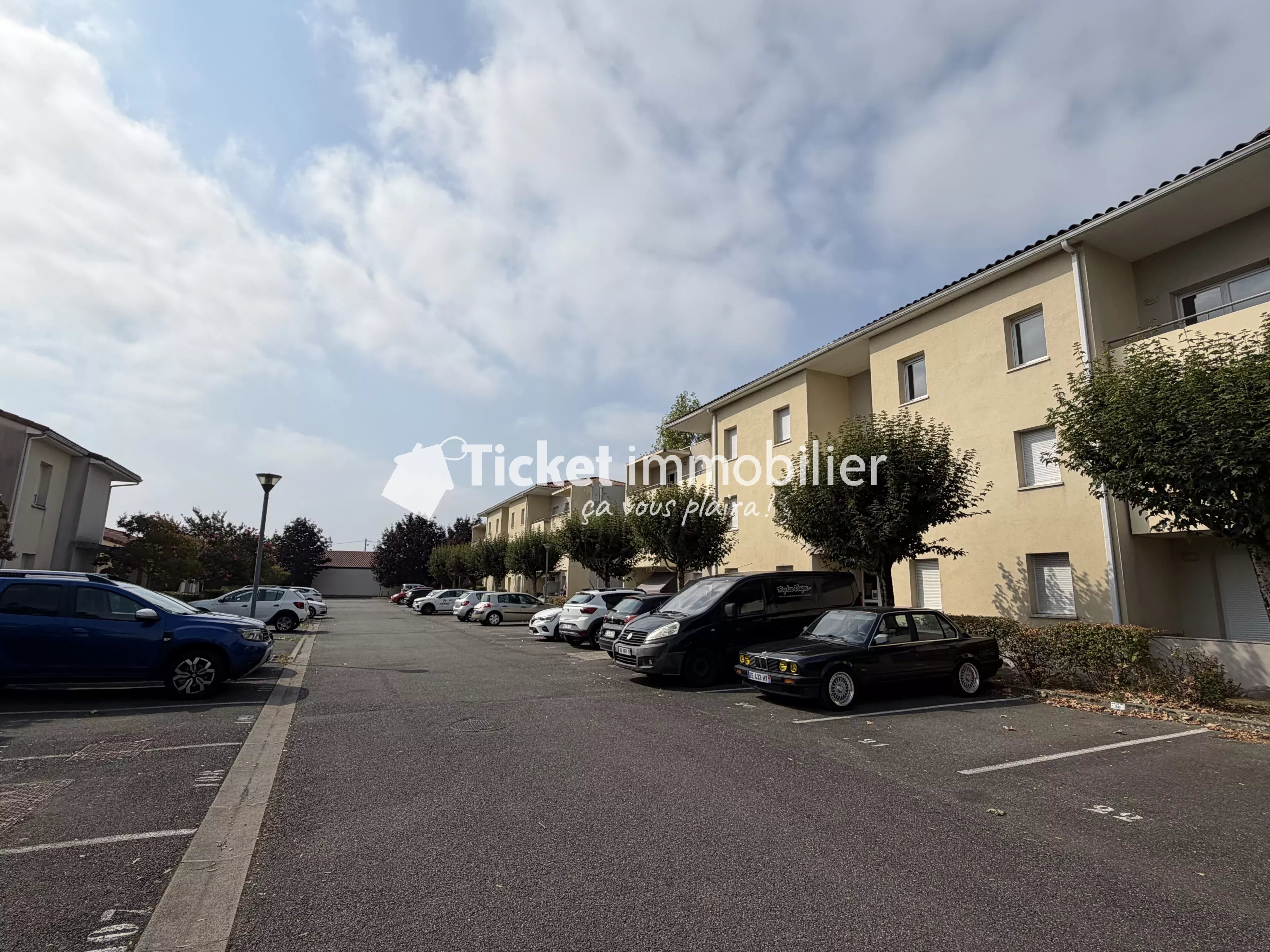 APPARTEMENT T2 50m2 TARBES AVEC BALCON, PLACE DE PARKING ETC ... — photo 14