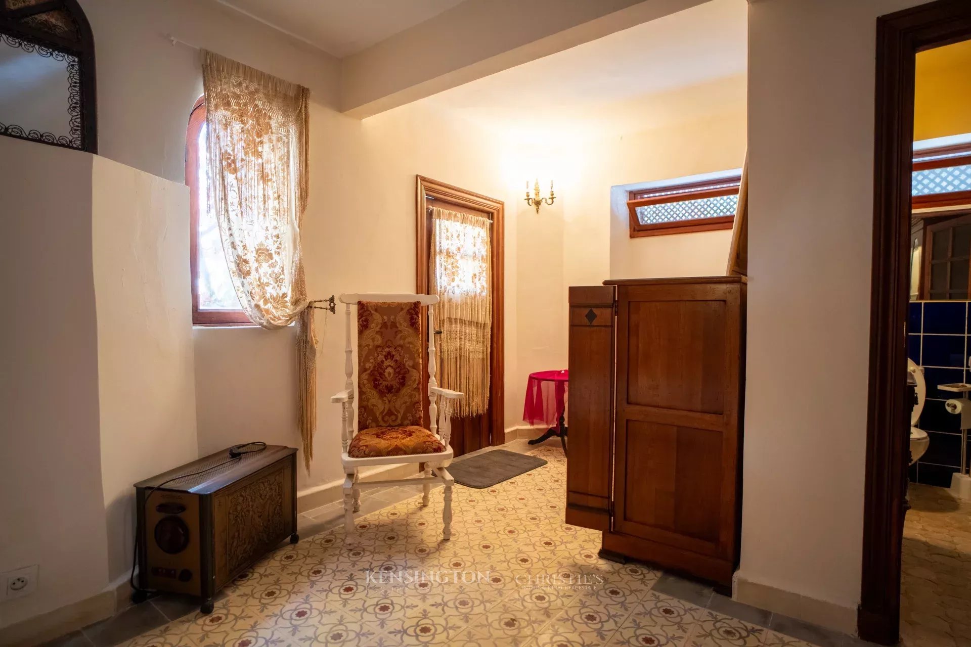 5 Bedroom Villa/Townhouse's Image 34
