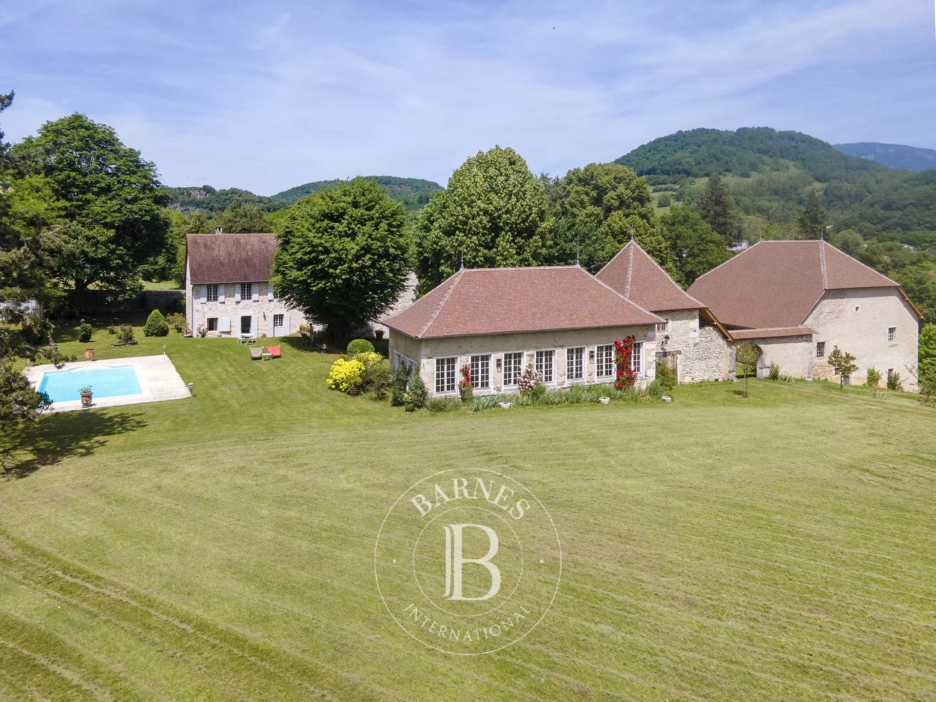 Propriété Chazey-Bons  -  ref 87058704 (picture 2)