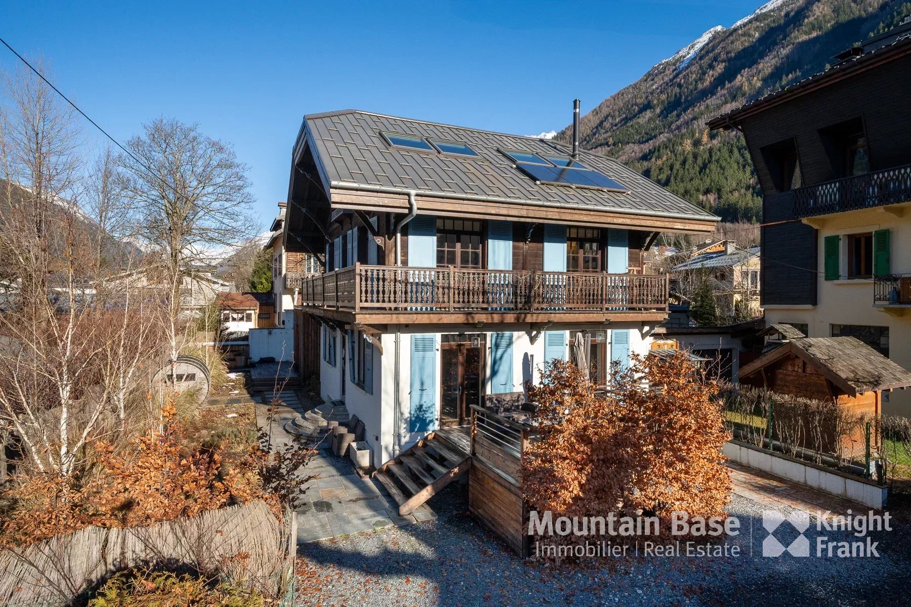 Photo of A beautifully renovated, 6-bedroom house in central Chamonix