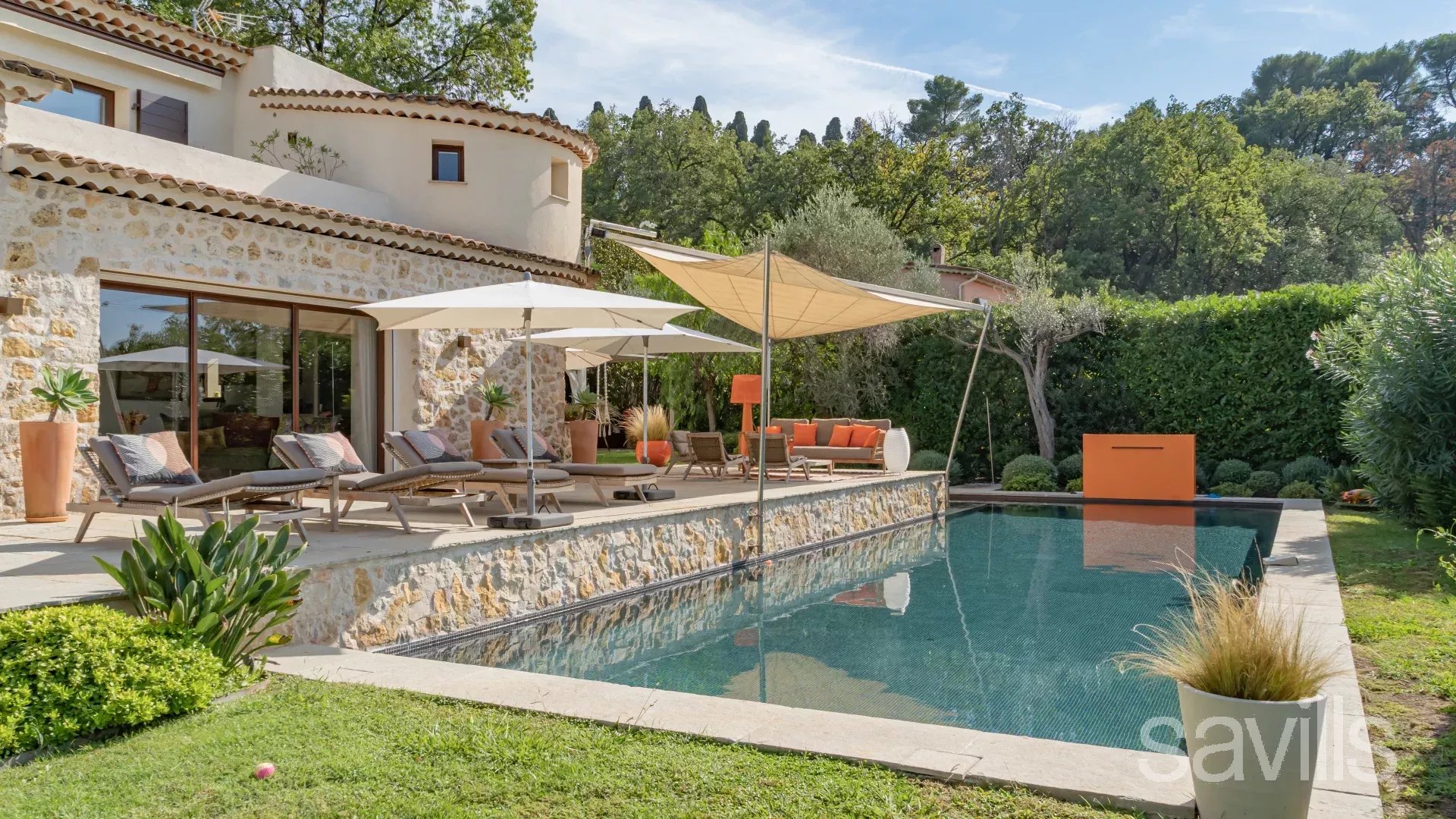 Beautiful provencal style villa