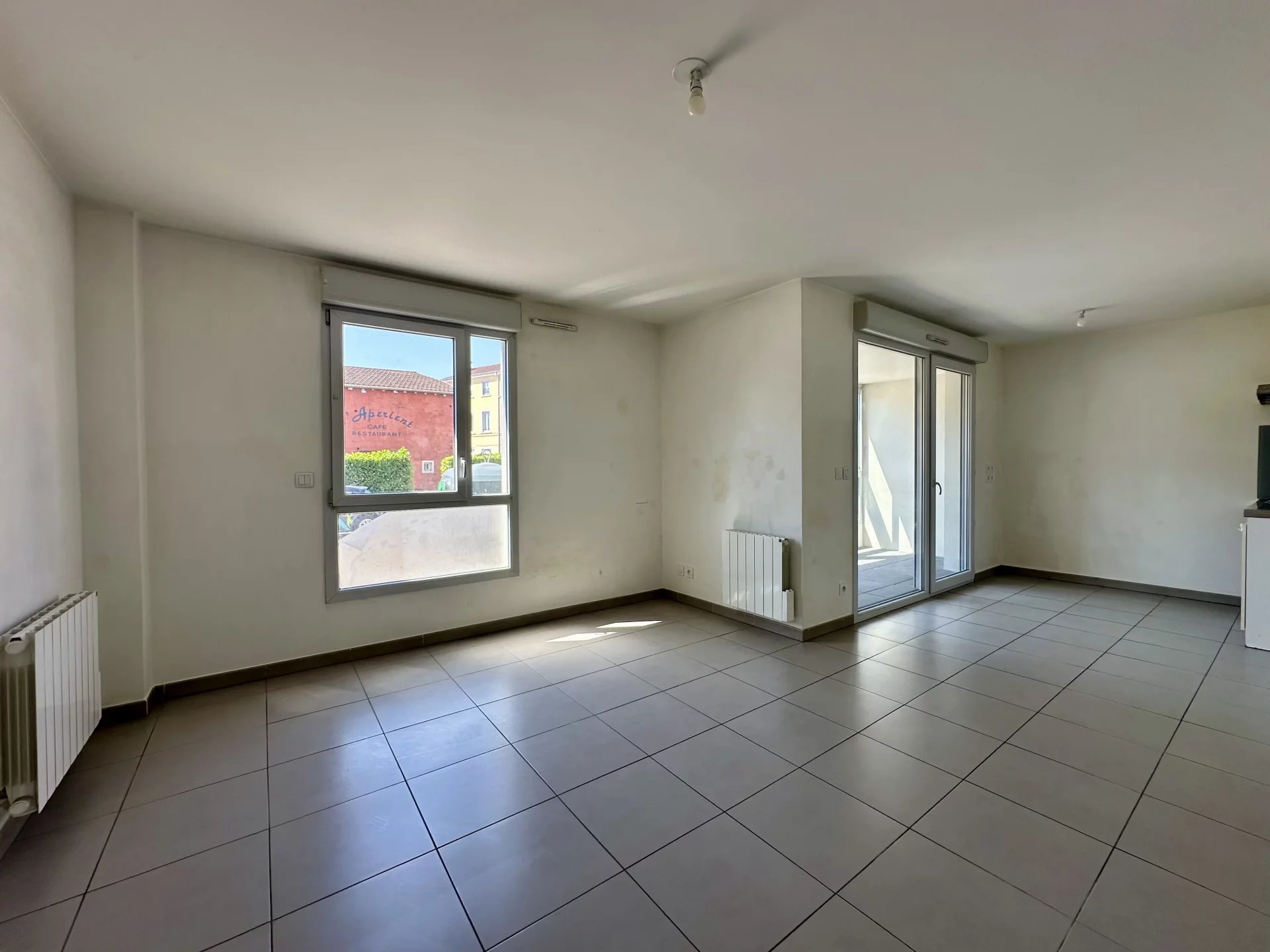 87067507 Vente Lyon 9ème