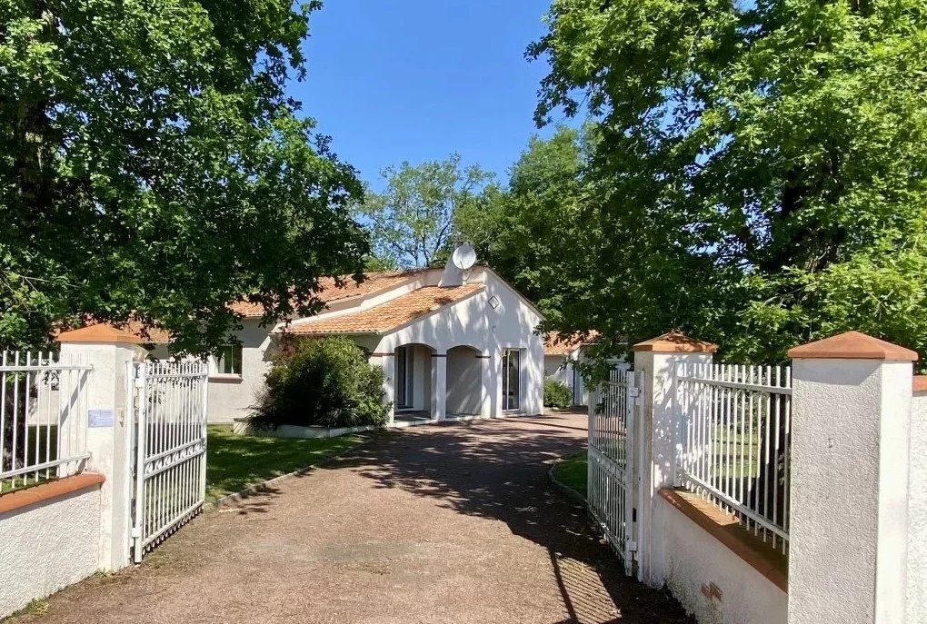 Exceptional home at the gateway to Bergerac