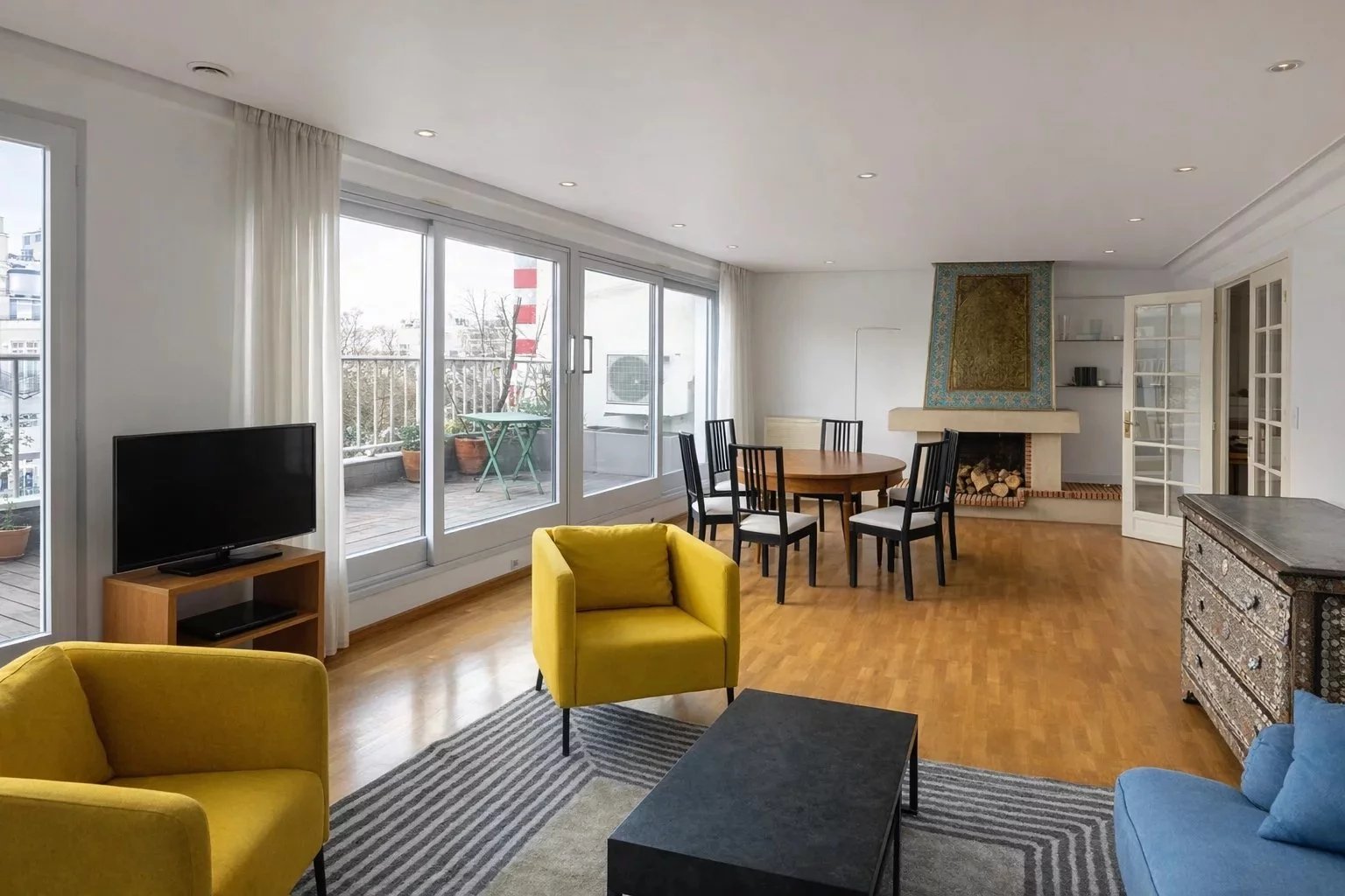 Duplex meublé 4 chambres avec terrasse – Paris 14ᵉ