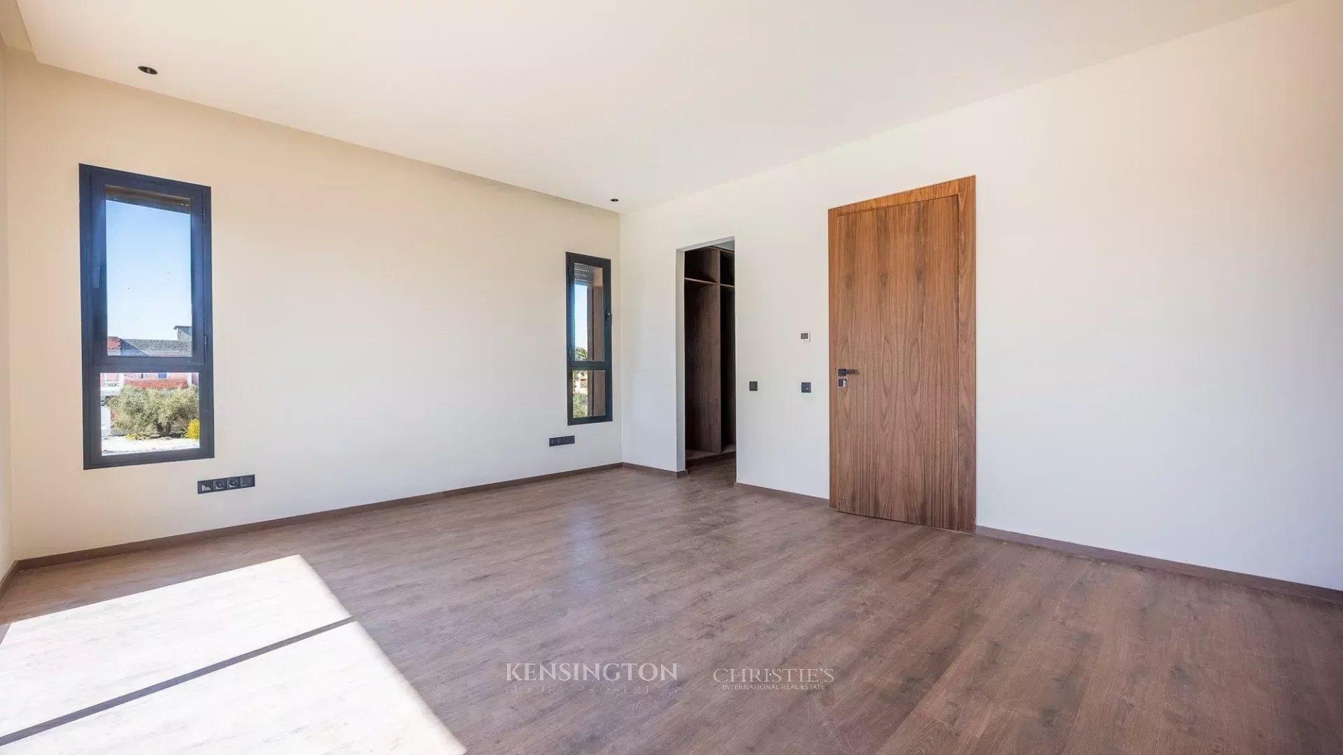 5 Bedroom Villa/Townhouse's Image 13