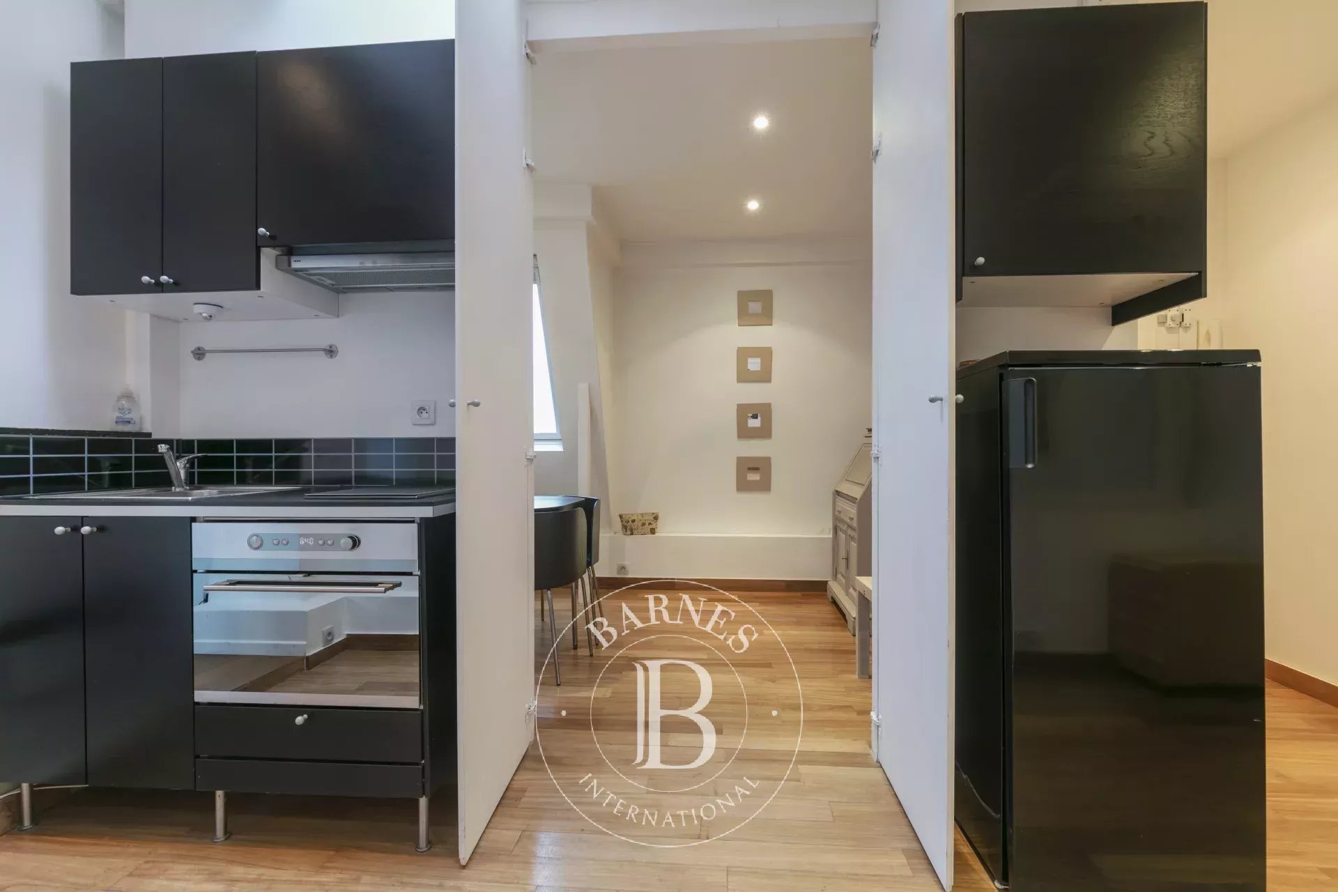 Daire Neuilly-sur-Seine - picture 9