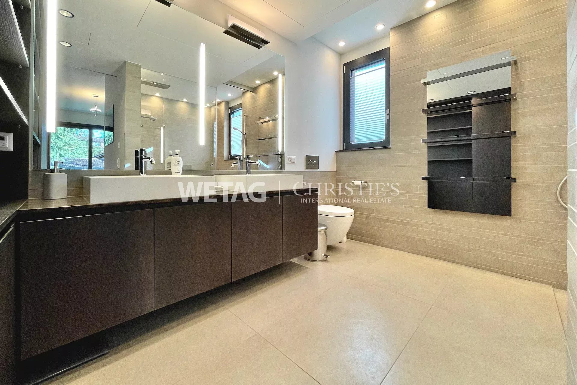 3 Bedroom Apartment/Flat's Image 5