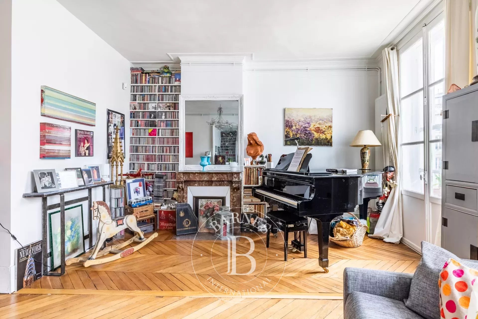 Daire Paris 3ème - picture 9