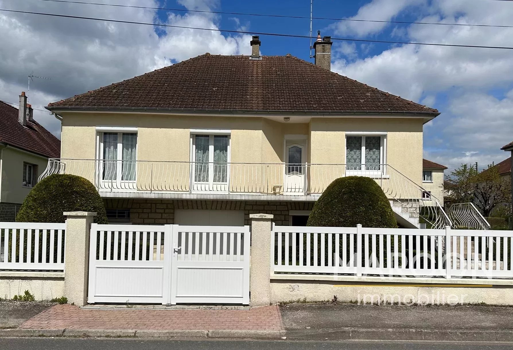 Agence immobilière de 