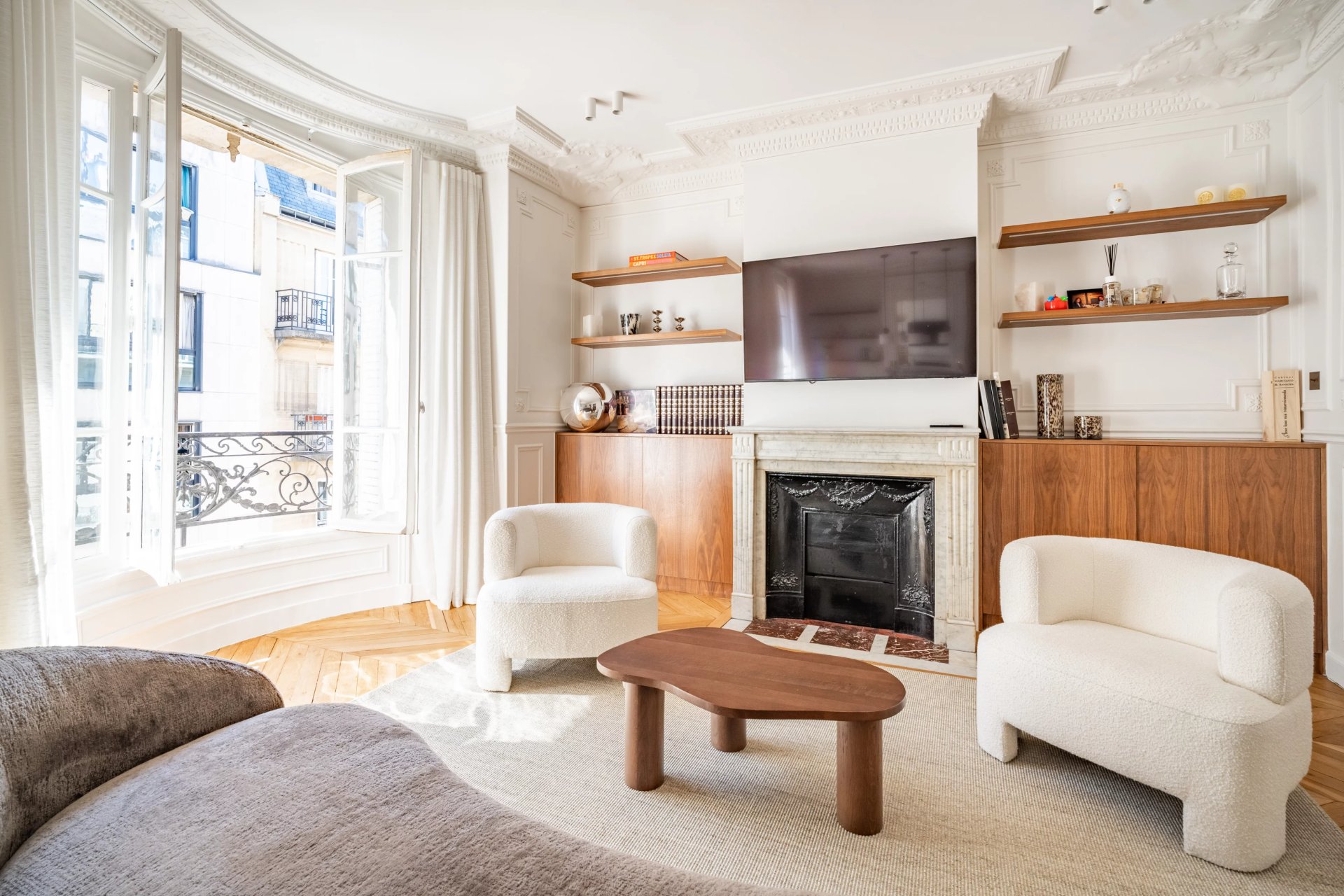 2 Bedroom Apartment/Flat's Image 3