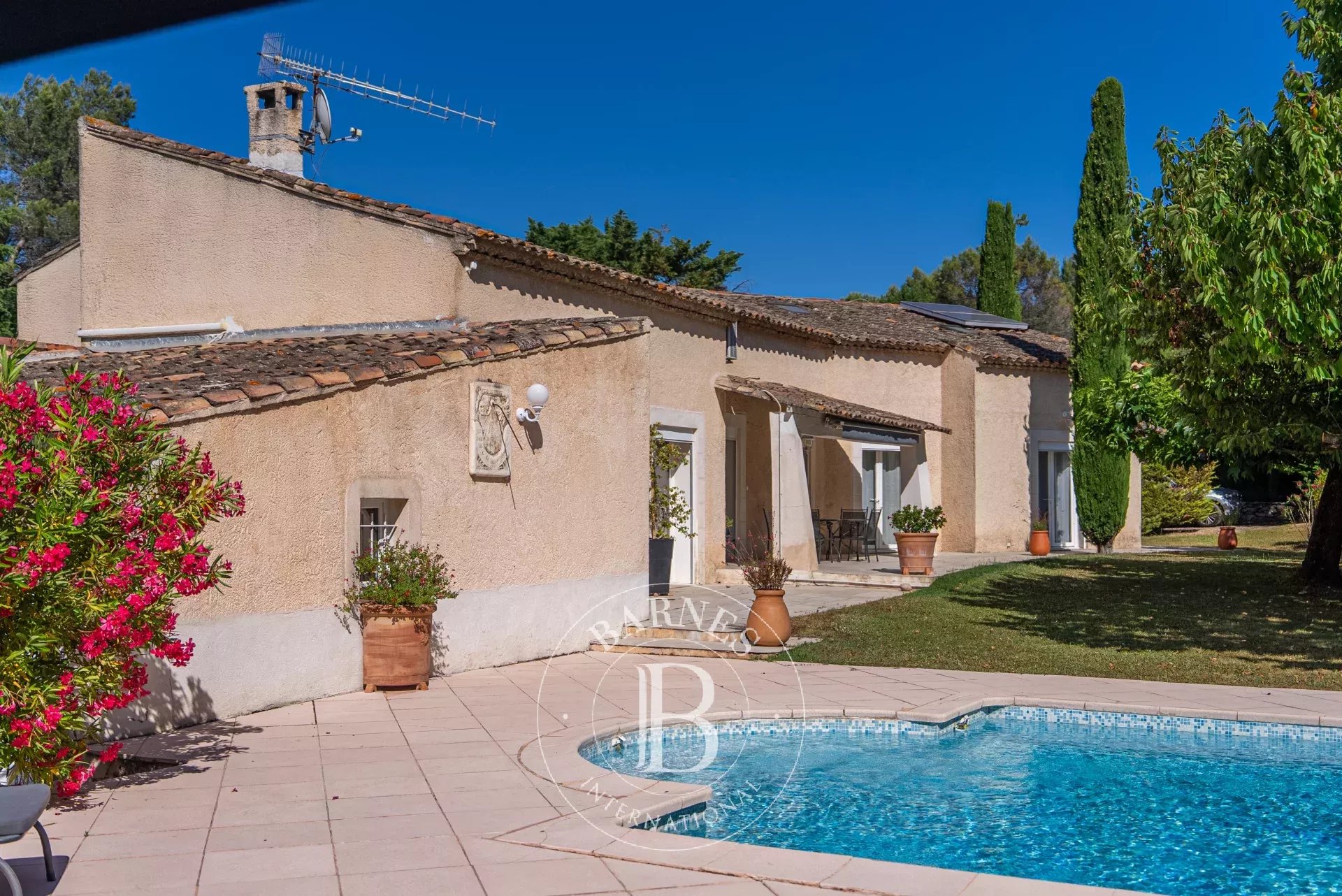 Ev Venelles - picture 31