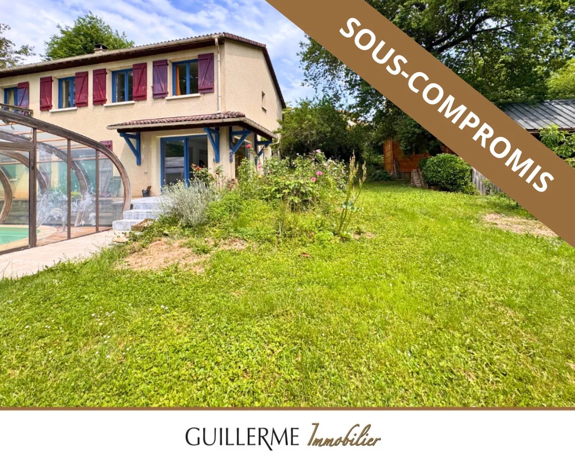 A VENDRE Maison 6 chambres et un bureau au calme