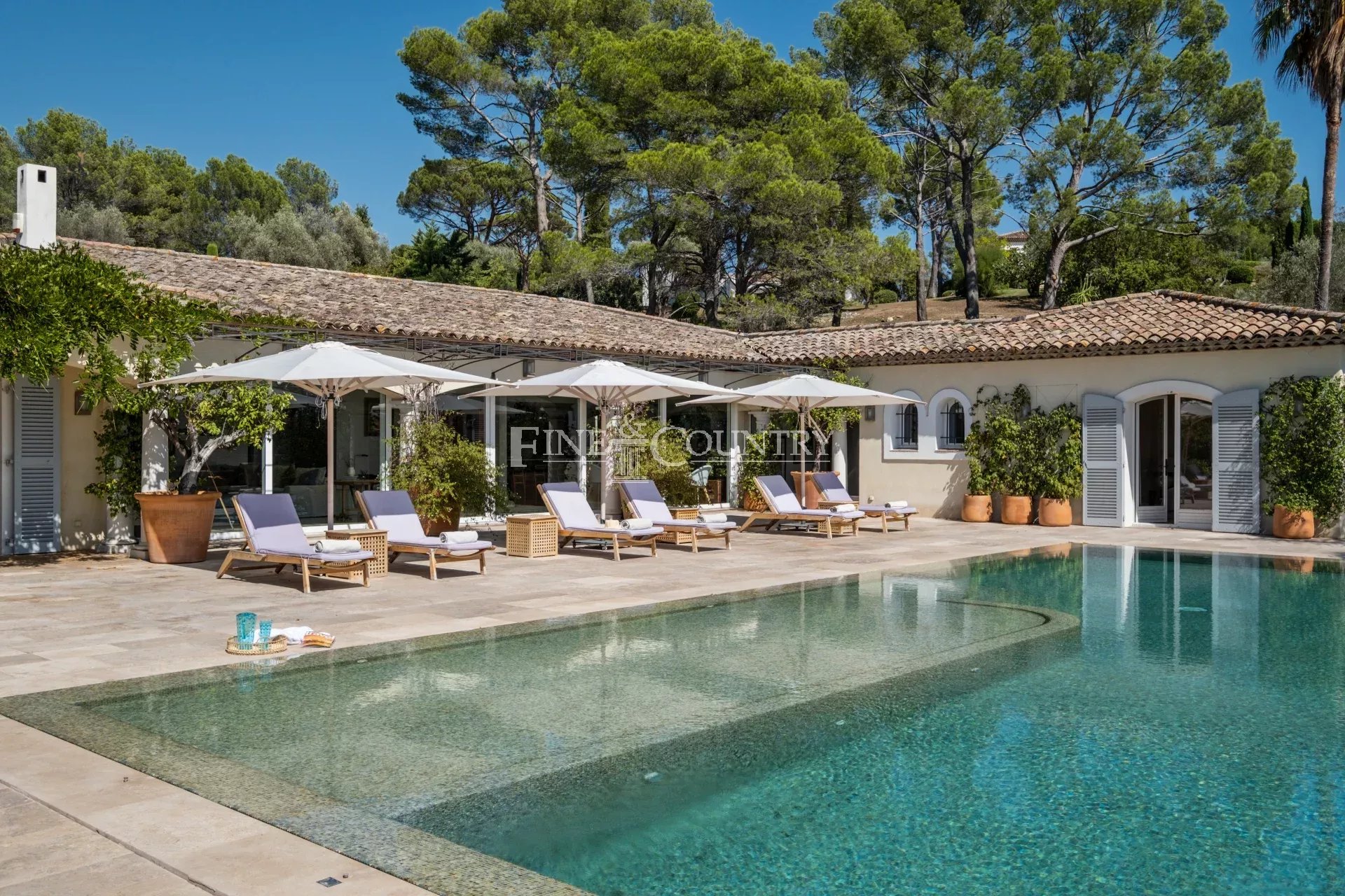 Photo of Villa for sale near Mougins