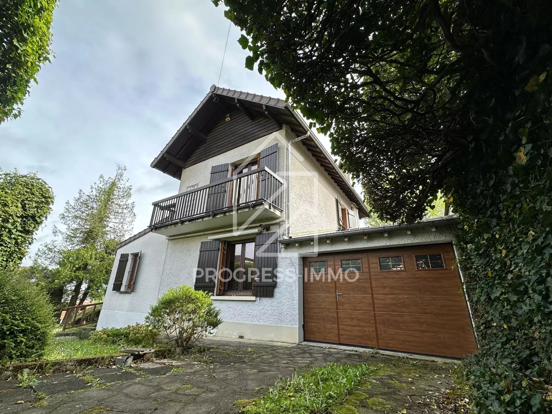 Agence immobilière de 