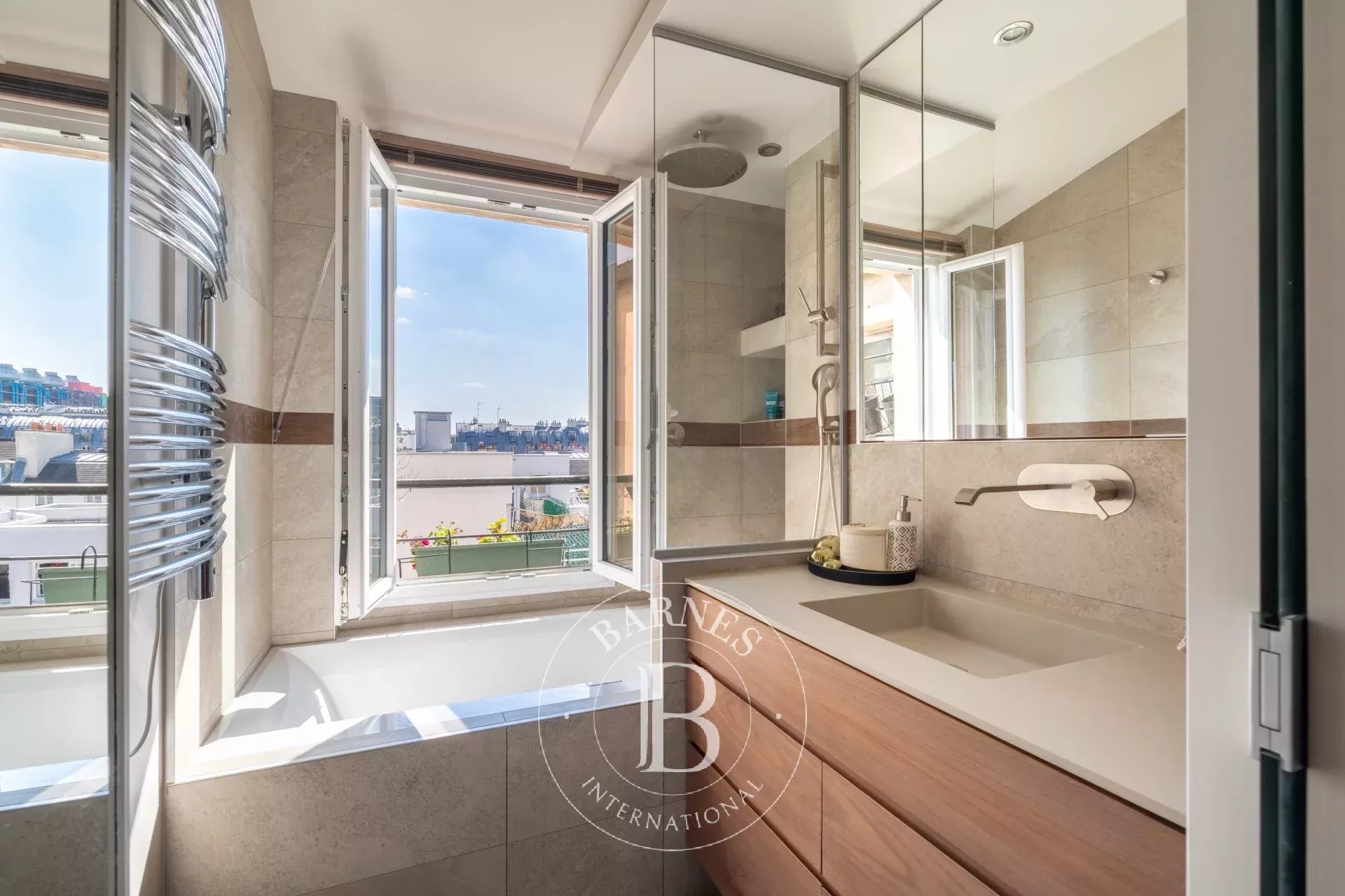 Daire Paris 3ème - picture 13