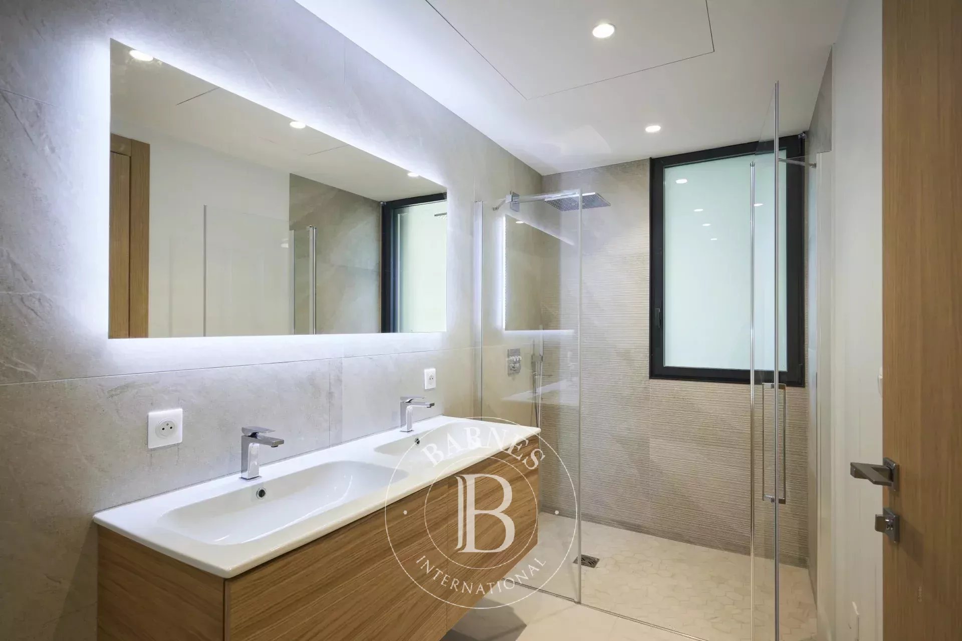 Ev Mougins - picture 20