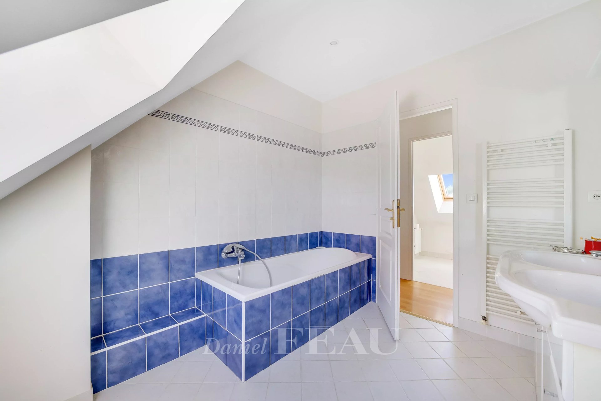 5 Bedroom Villa/Townhouse's Image 7