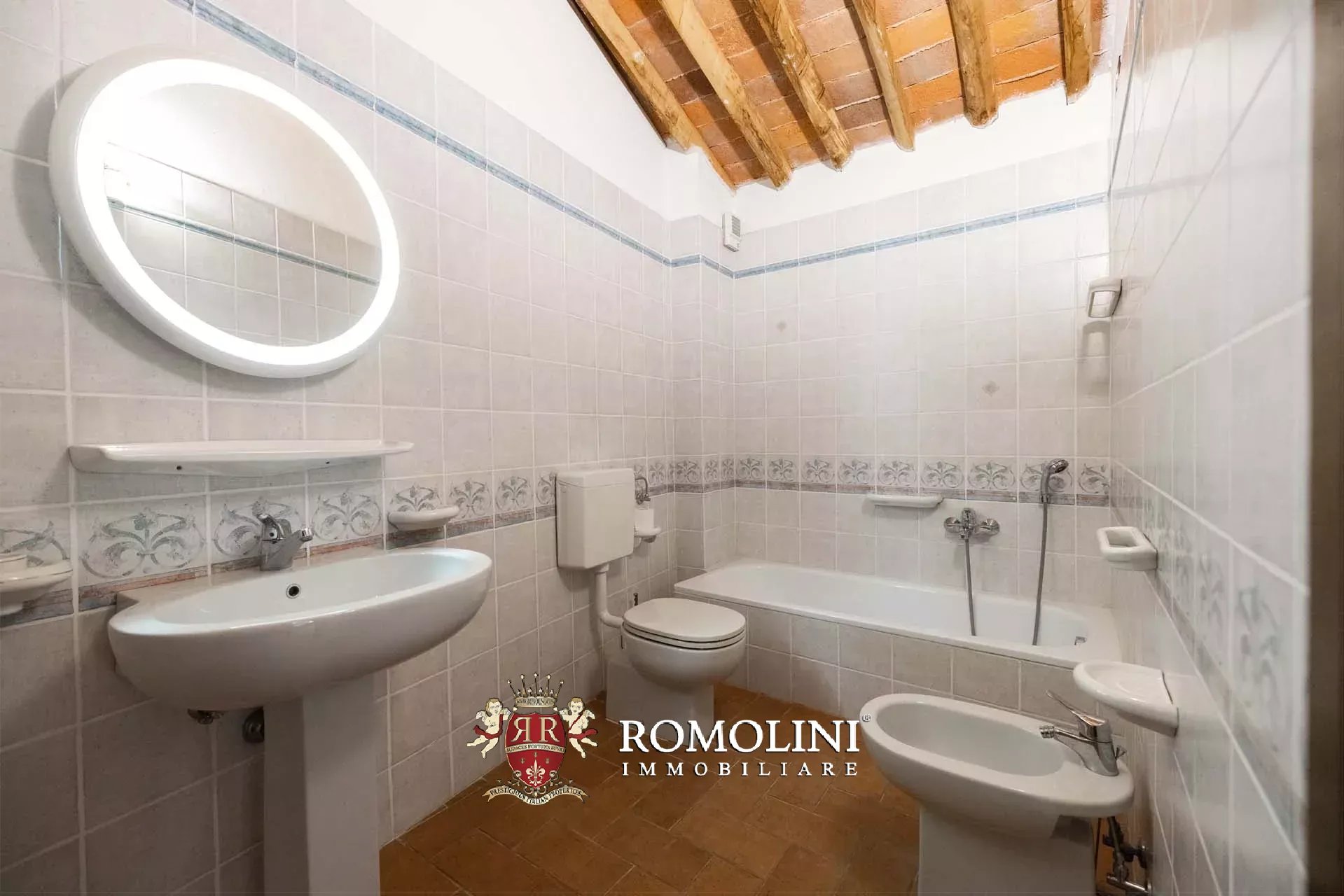 11 Bedroom Villa/Townhouse's Image 63