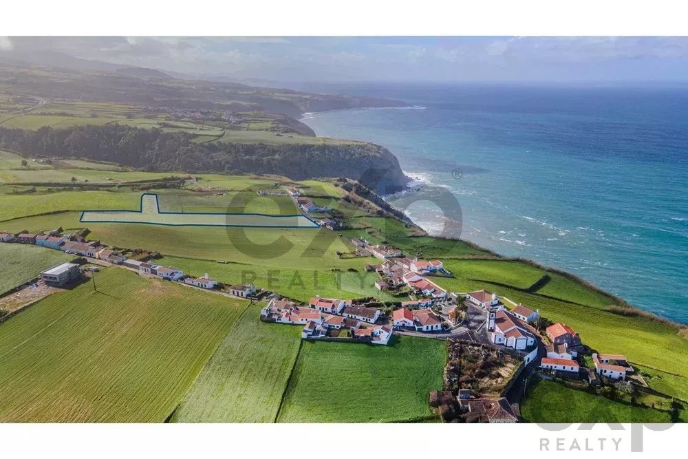 Terreno para Venda na Achada, Nordeste – Vista Mar e Potencial Turístico