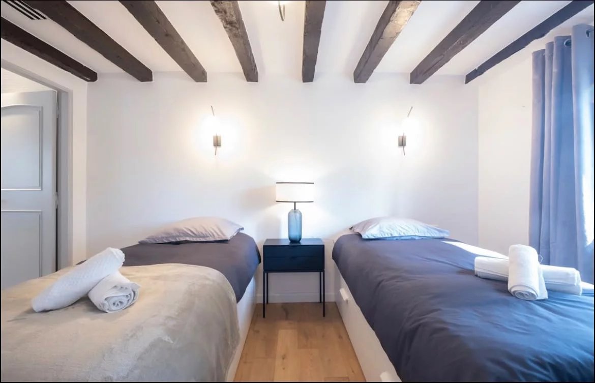 Villa de 6 chambres dans un domaine renommé et sécurisé 18