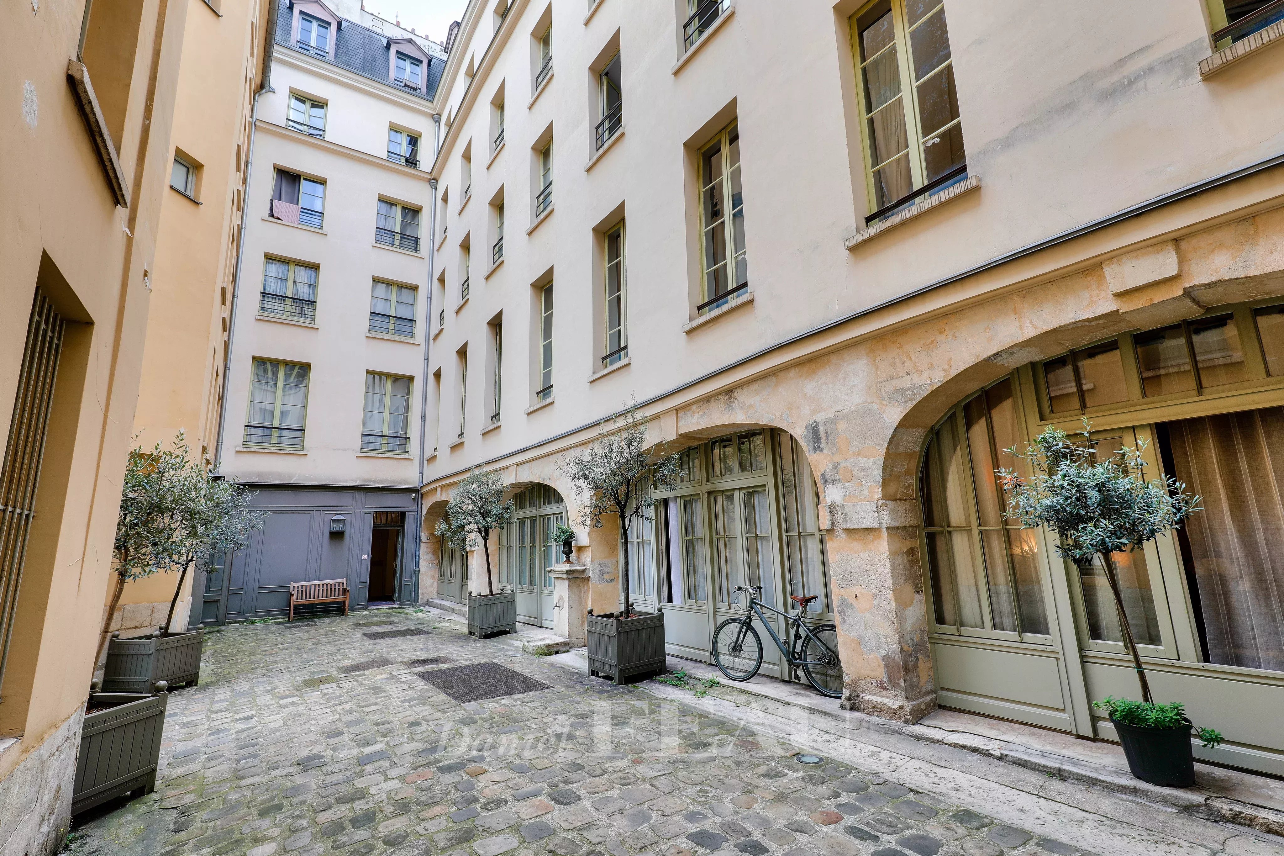 Cour intérieure