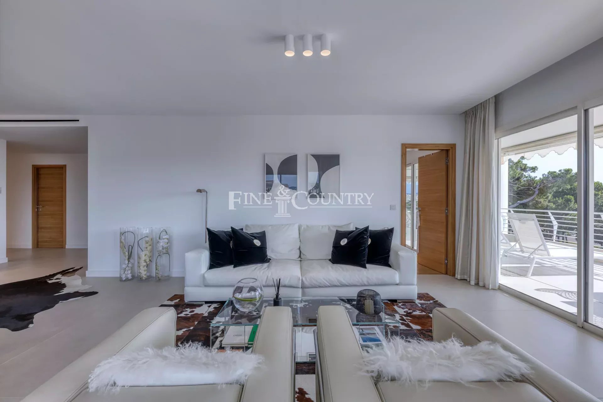 Photo of Apartment for sale on the Croisette, Cannes