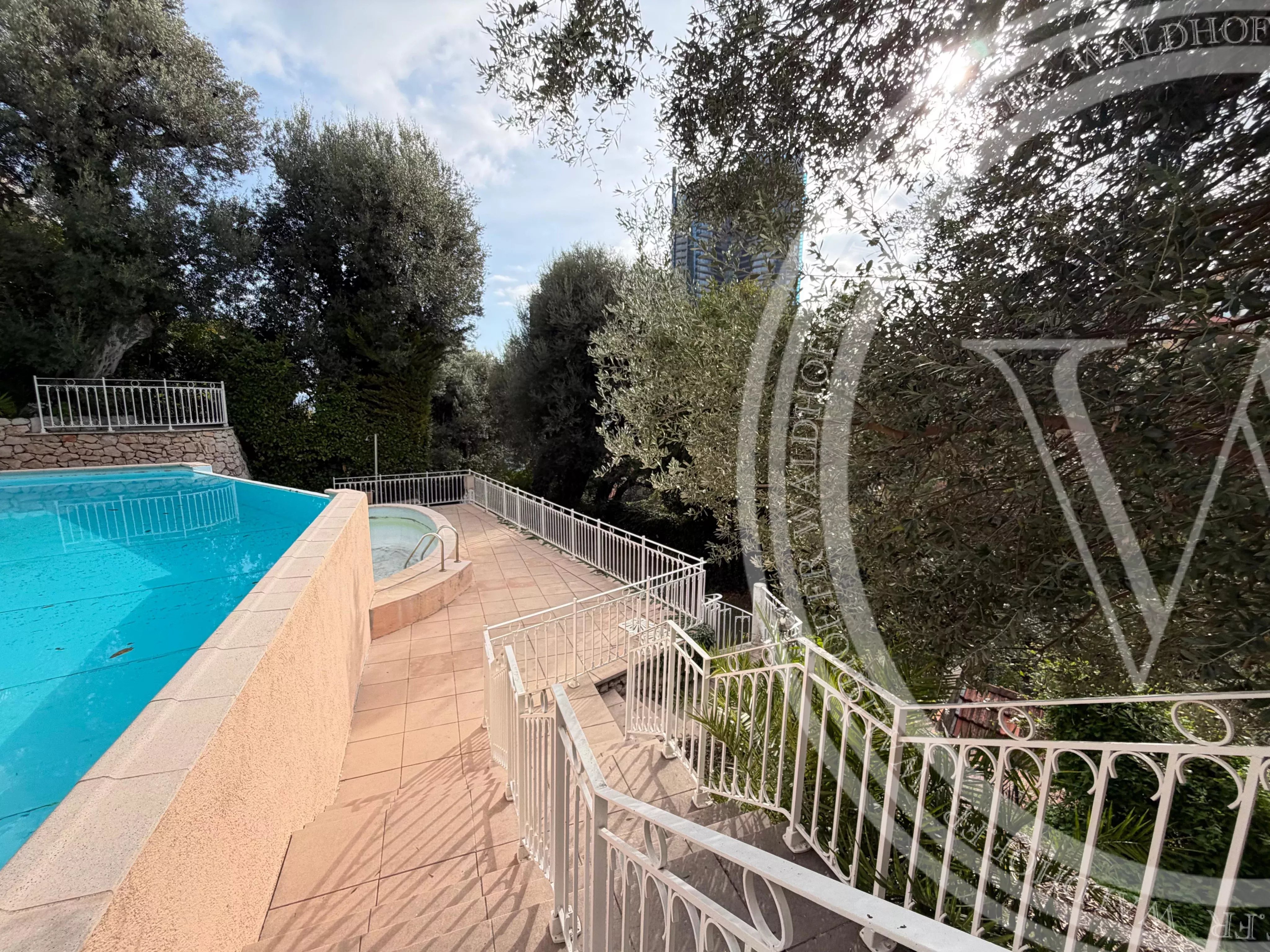 Exceptional Penthouse in Beausoleil with Panoramic Terrace and Sea Views