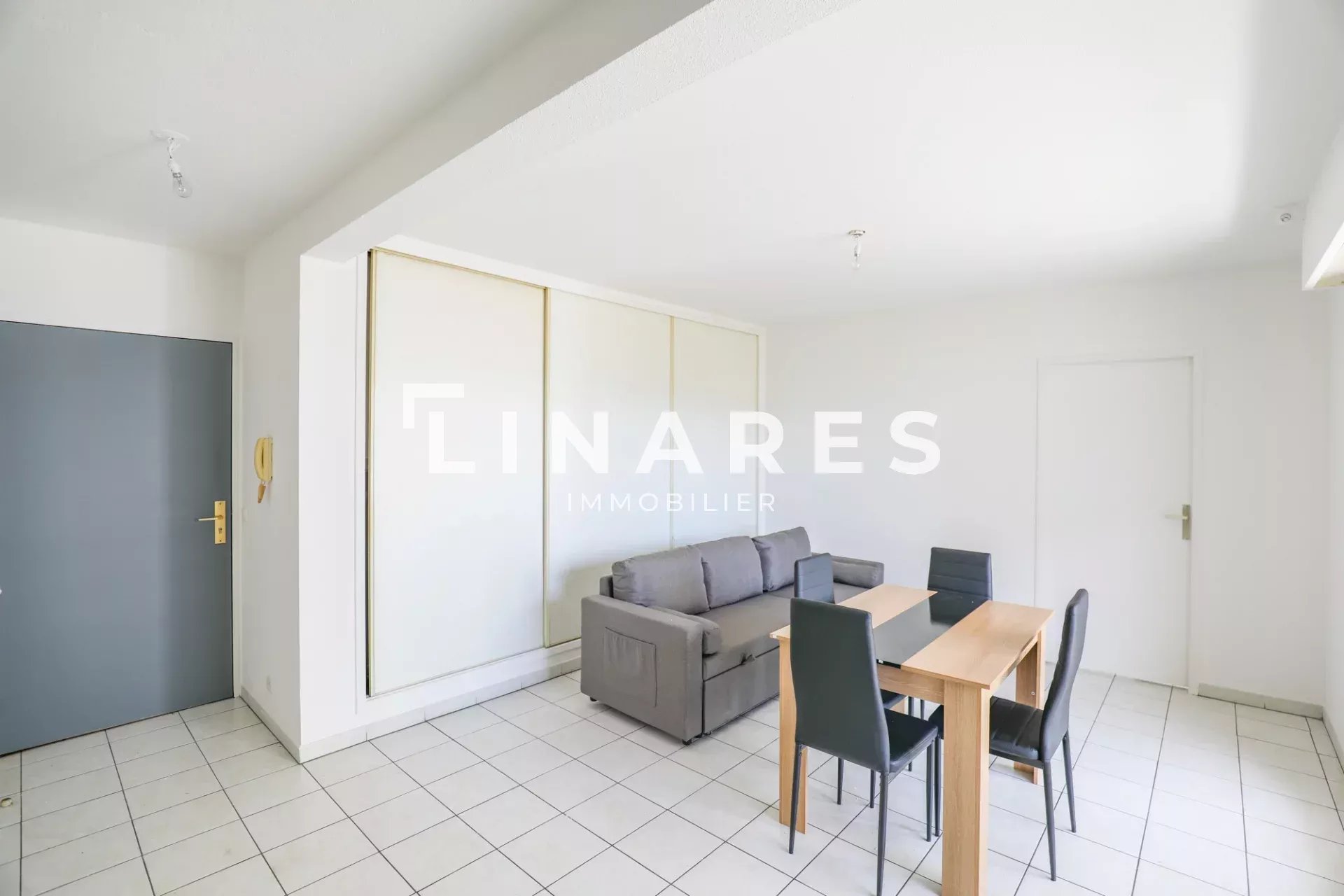 LE NEGRESKO - Appartement T2 de 35 m2 + Terrasse - 13008 Marseille