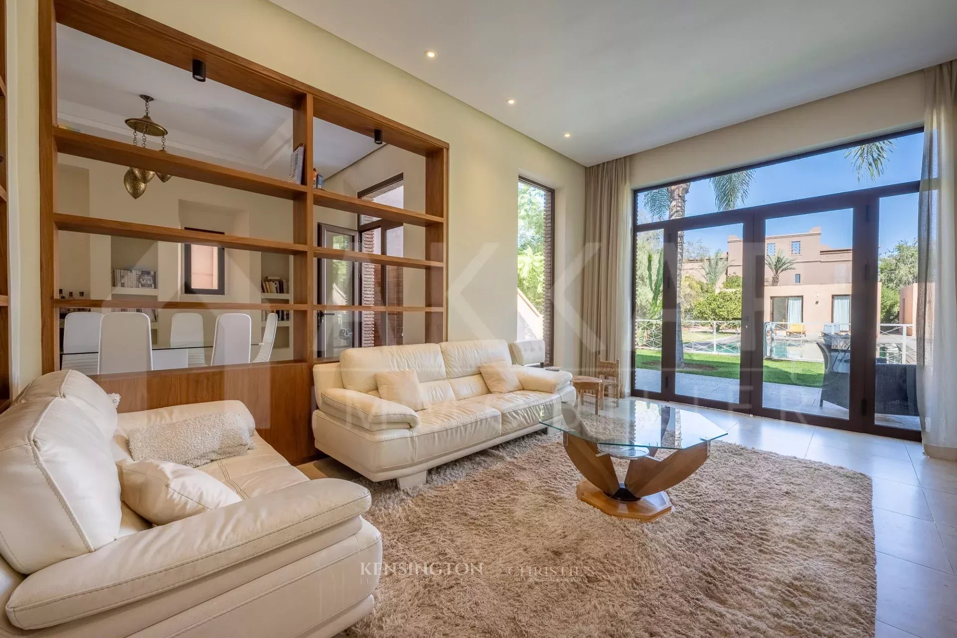 6 Bedroom Villa/Townhouse's Image 3