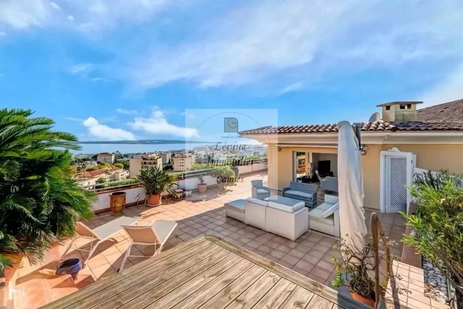 VILLA SUR LE TOIT - 4P - CANNES CALIFORNIE