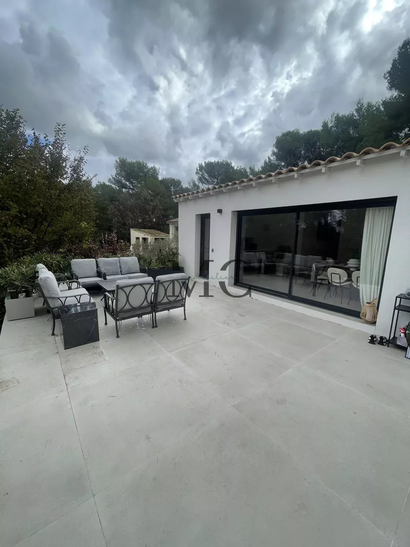 Agence immobilière de 