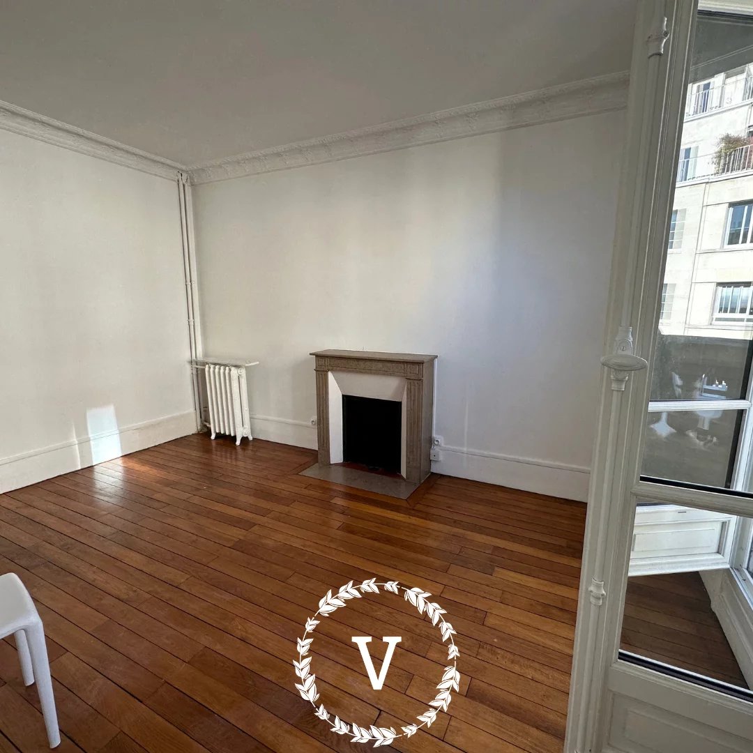 Location Appartement Paris 7ème