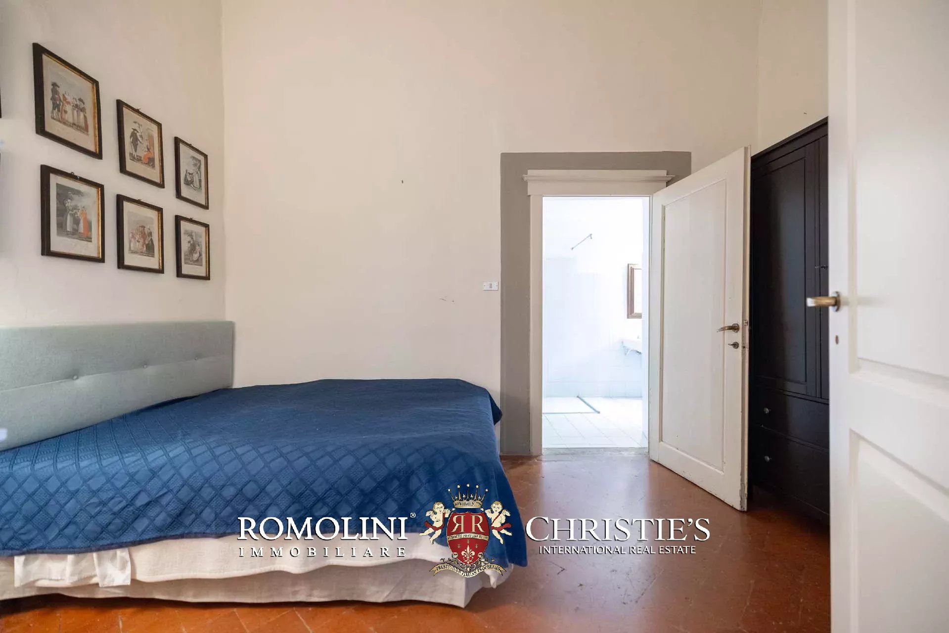 7 Bedroom Villa/Townhouse's Image 58