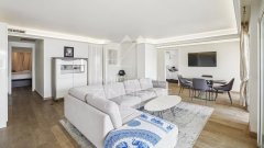 Cannes – Croisette – Magnificent 4-Room Apartment with Sea View — photo 3 of 7