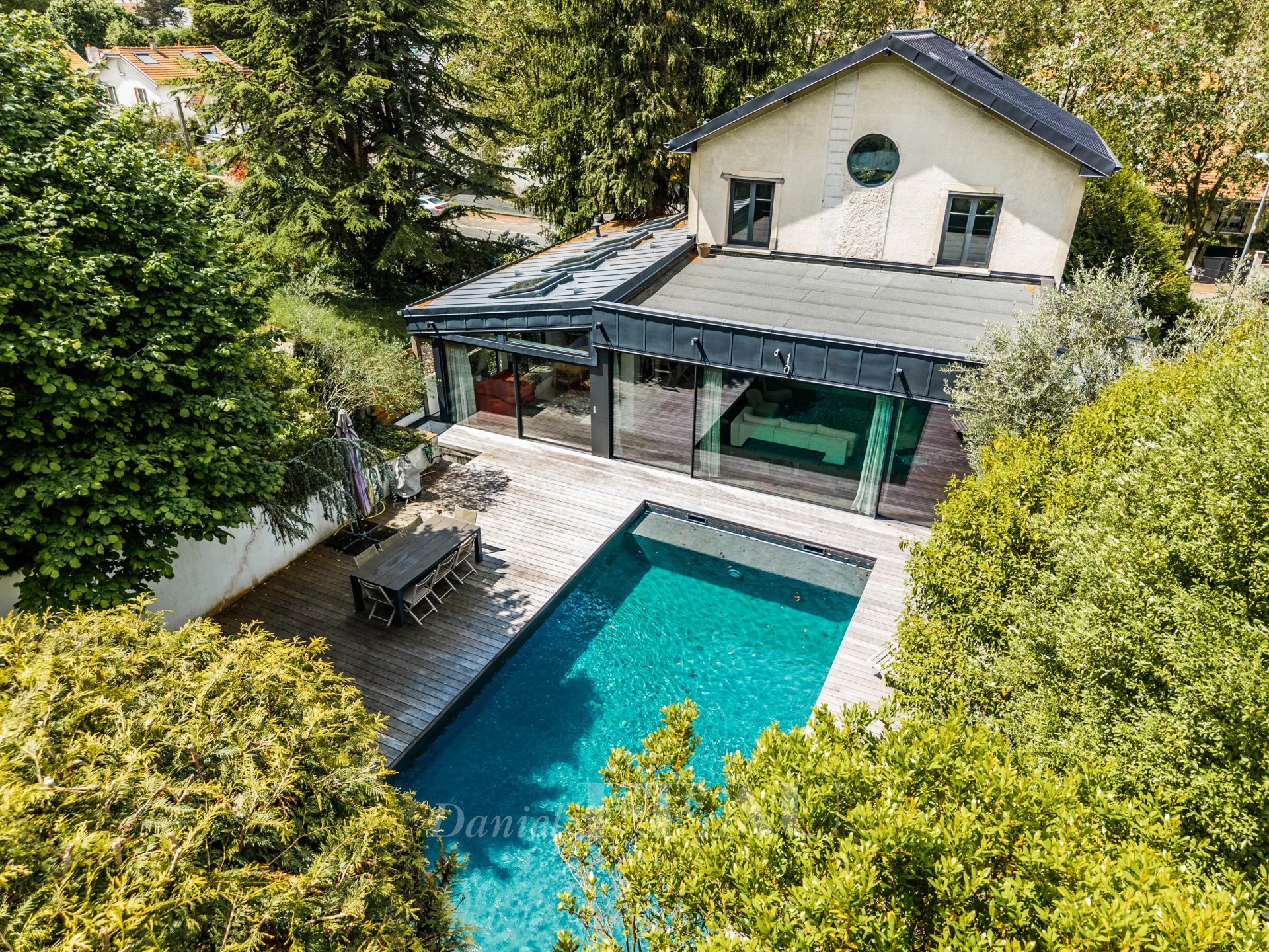 5 Bedroom Villa/Townhouse's Image 21