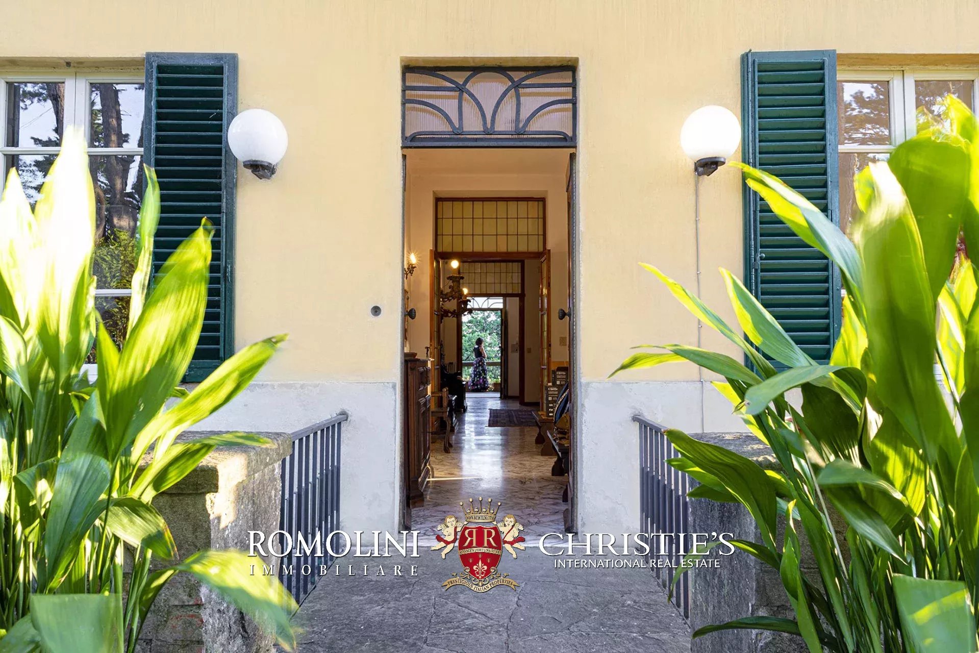 11 Bedroom Villa/Townhouse's Image 24