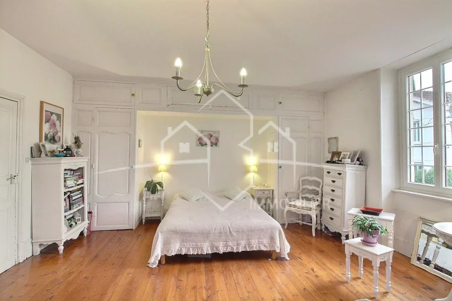 Maison de caractère à Saint-Vallier – 197 m² habitables