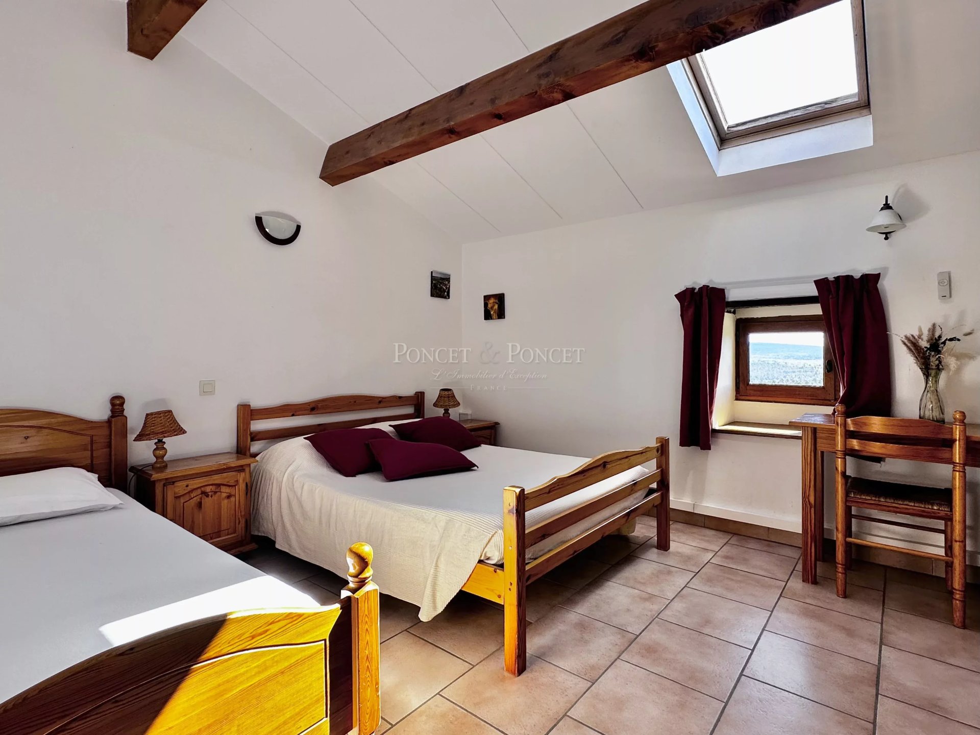 20 Bedroom Villa/Townhouse's Image 8
