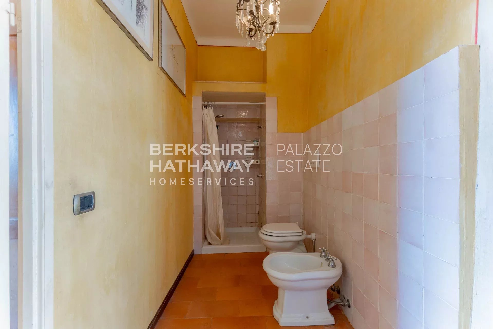 Historic Residence with Three Independent Units and Panoramic Lake Maggiore Views in Solcio di Lesa