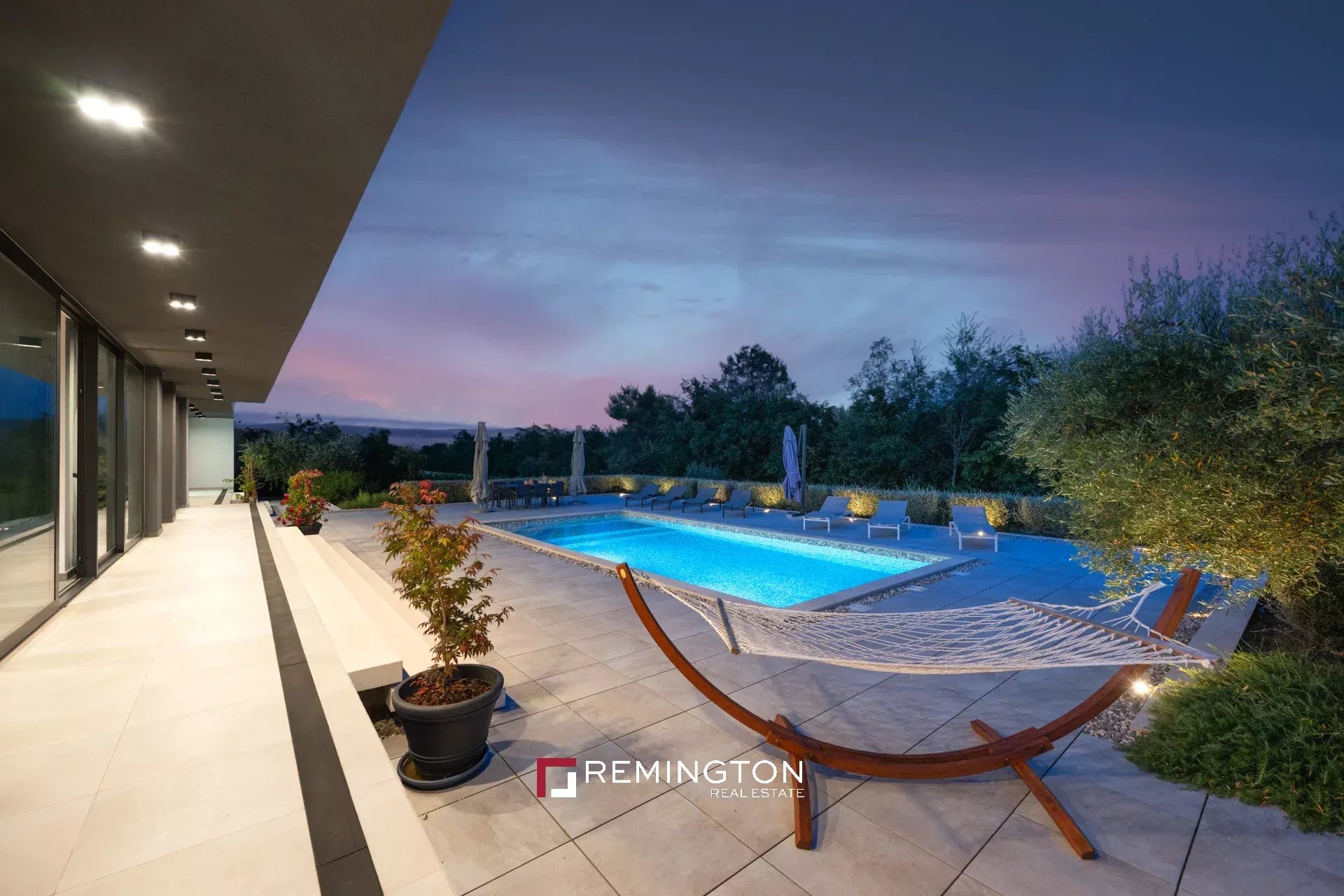 Villa/Townhouse's Image 8